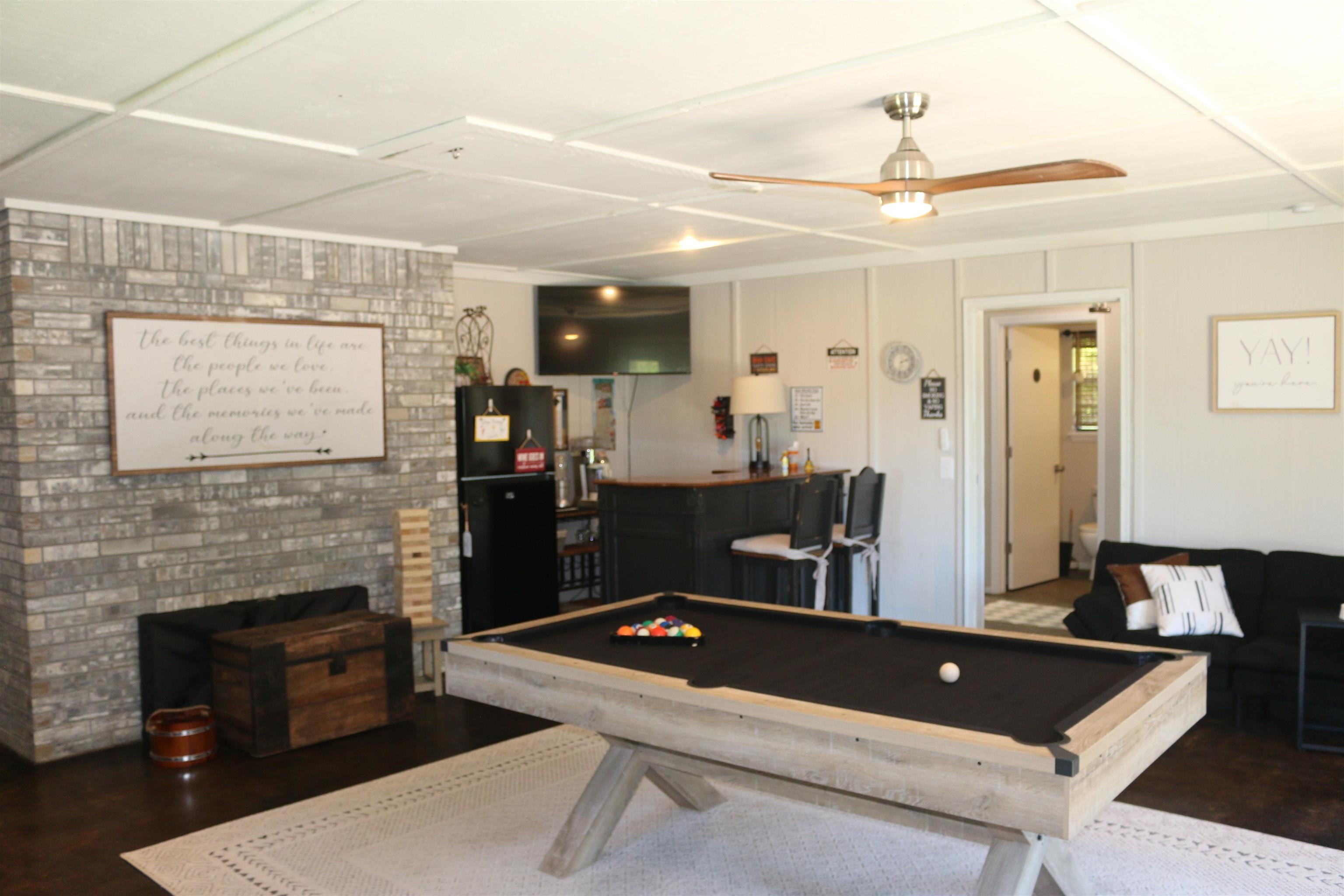 128 POLK RD 42 Road Mena, AR 71953