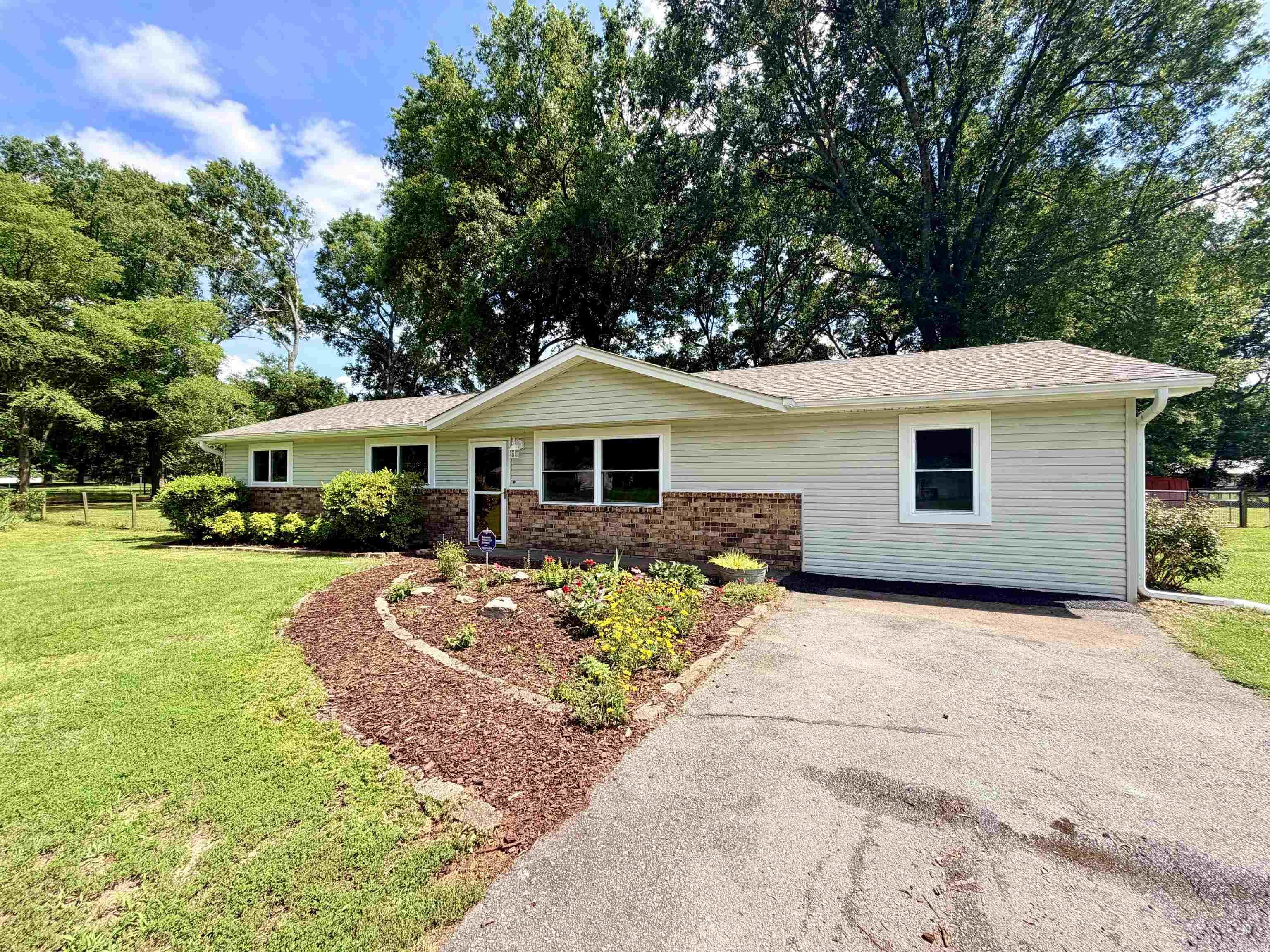 857 Joyce  Benton, AR