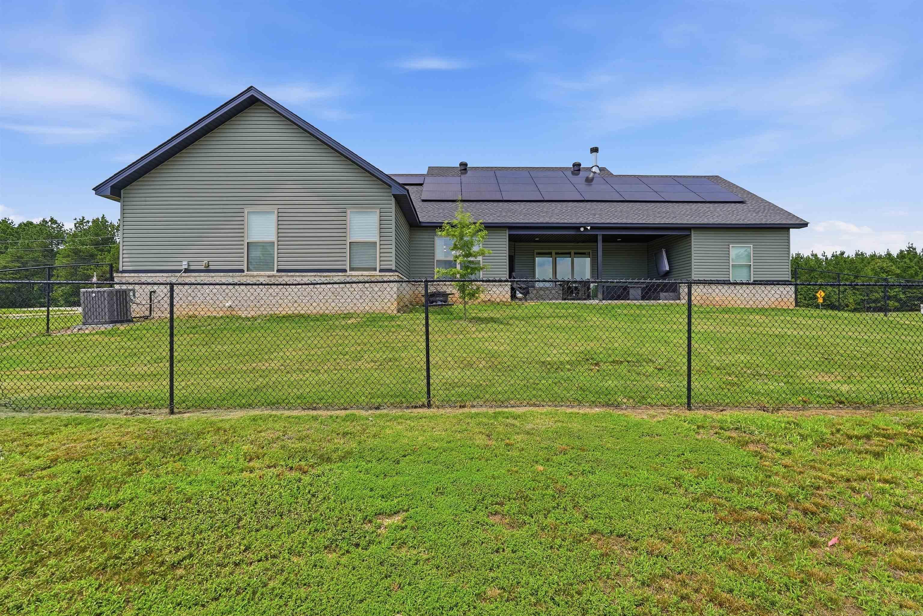 10549 Highway 298  Benton, AR