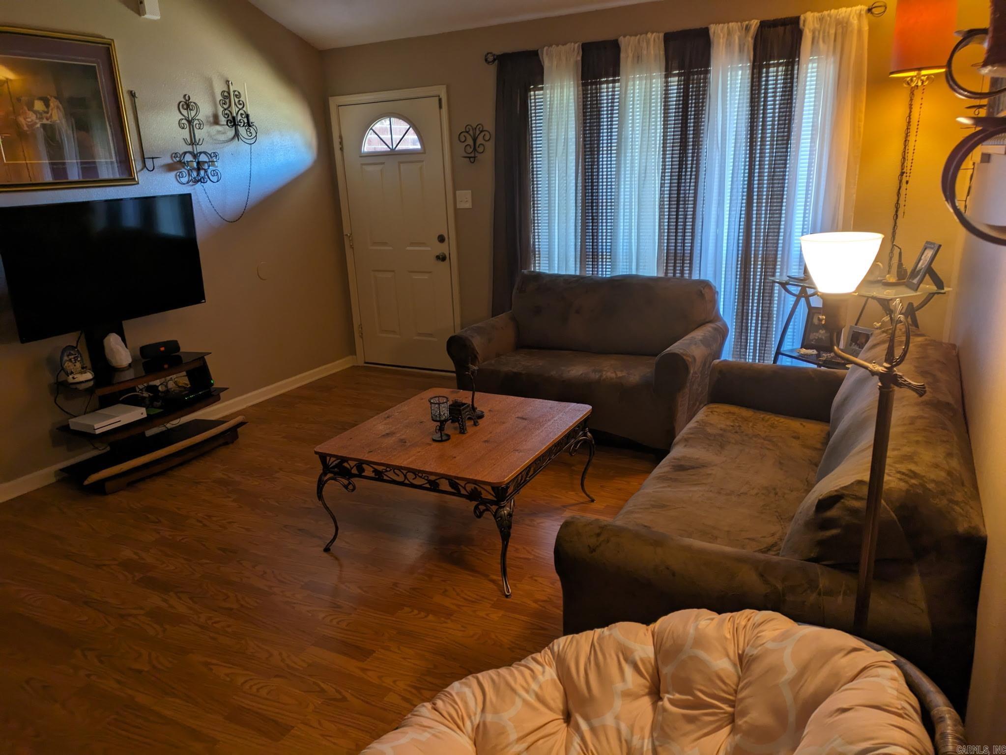 131 Weathering Dr  Austin, AR