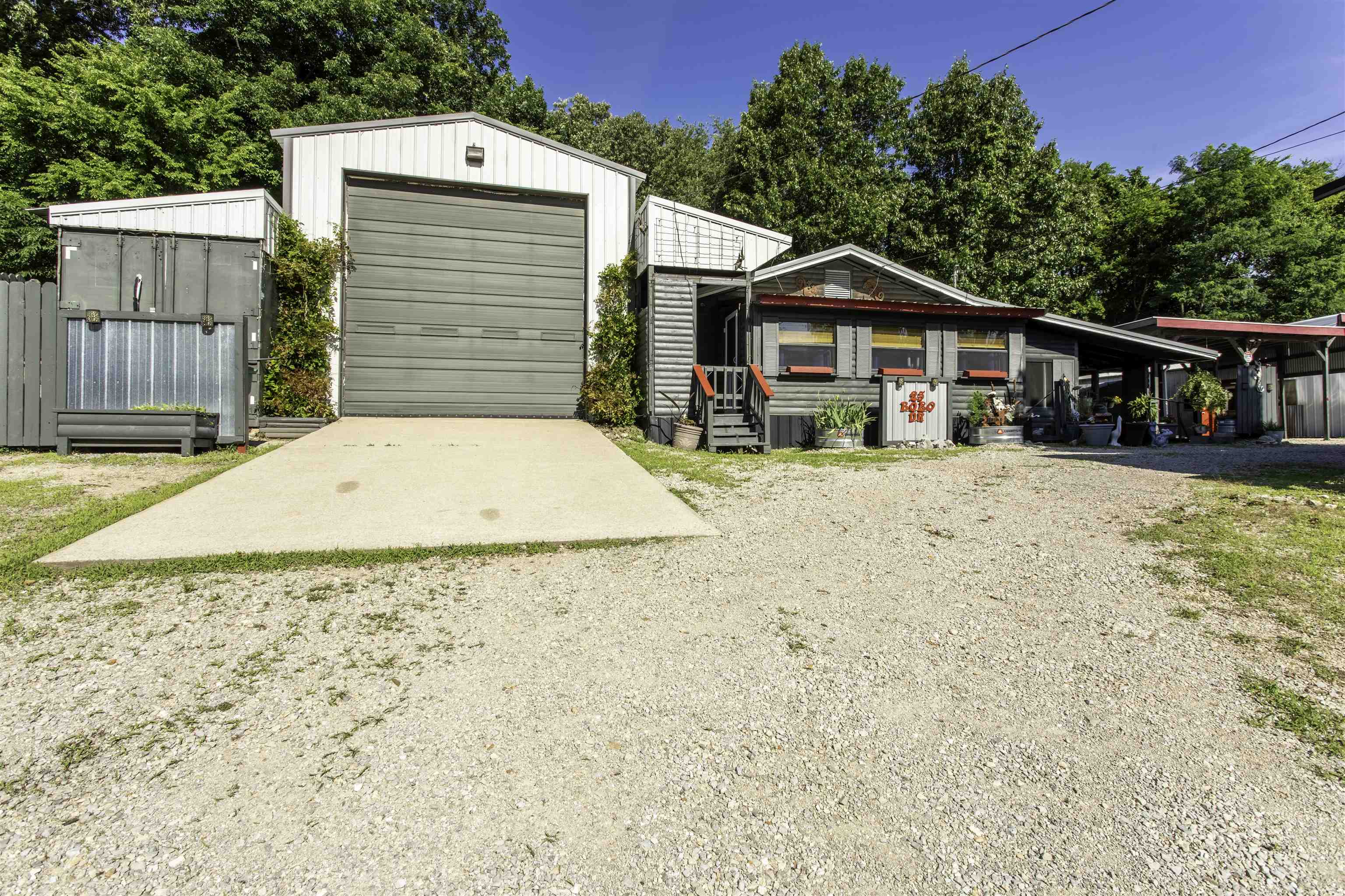 25 Bobo  Hardy, AR