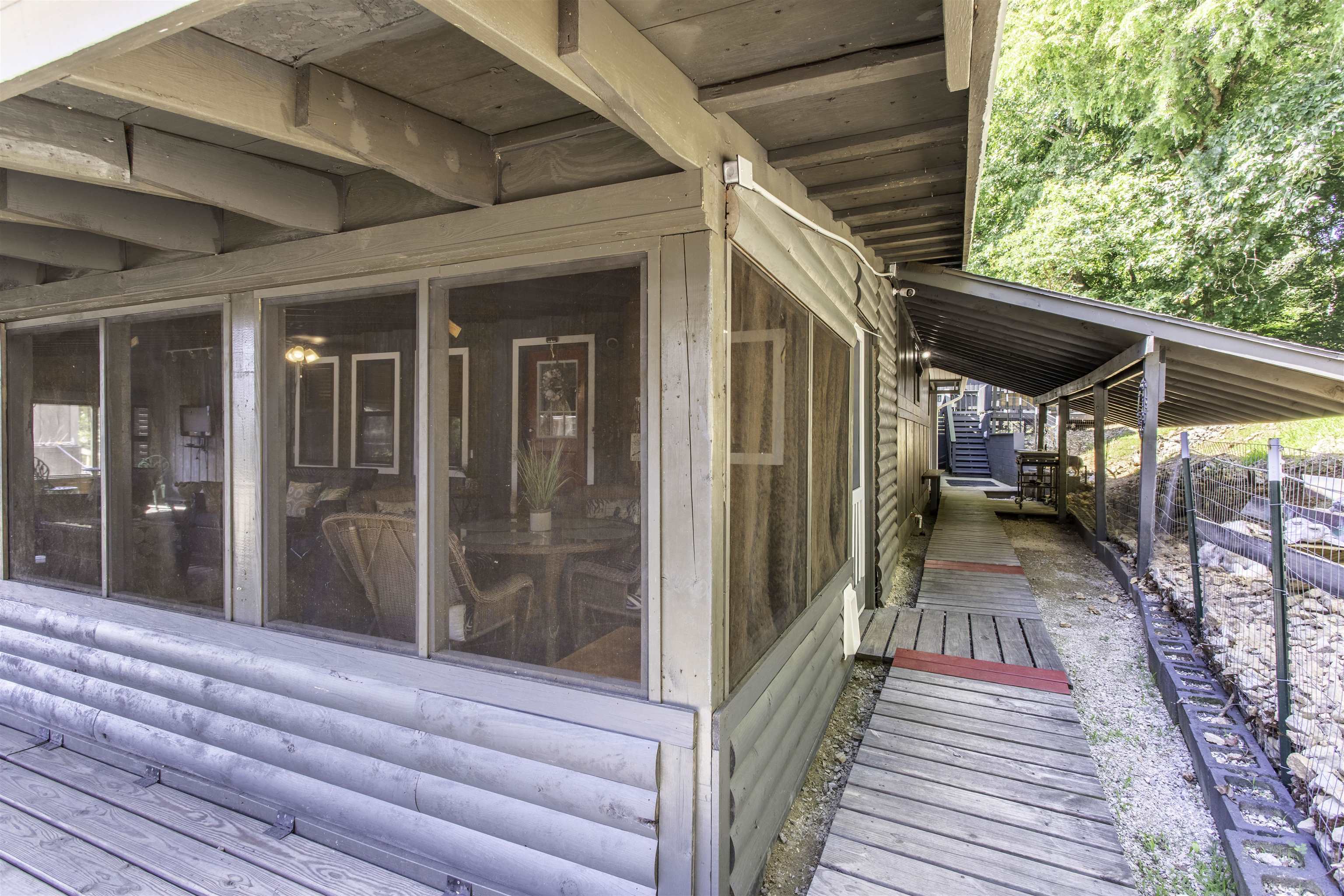 25 Bobo  Hardy, AR