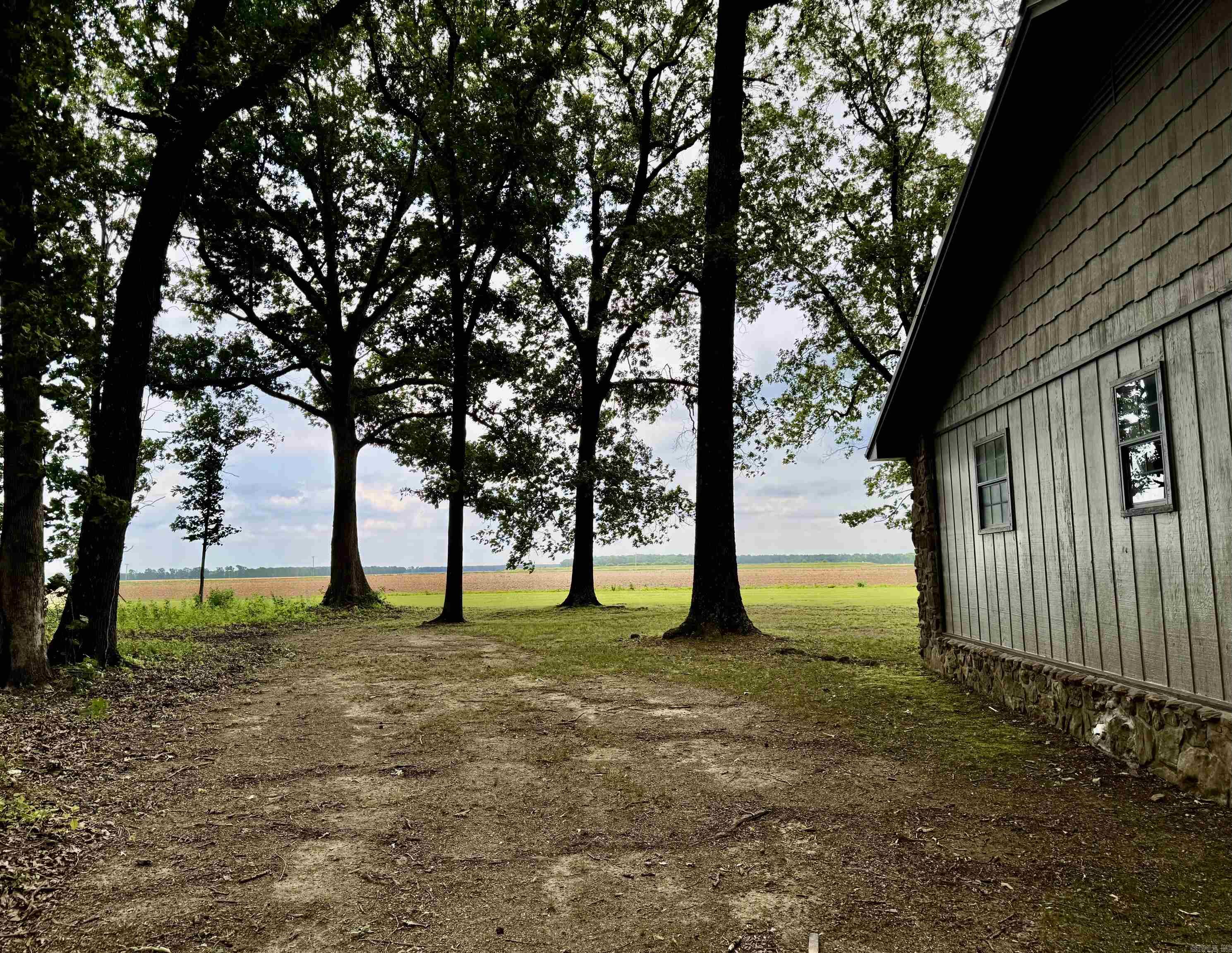 411 Senko Rd  Griffithville, AR