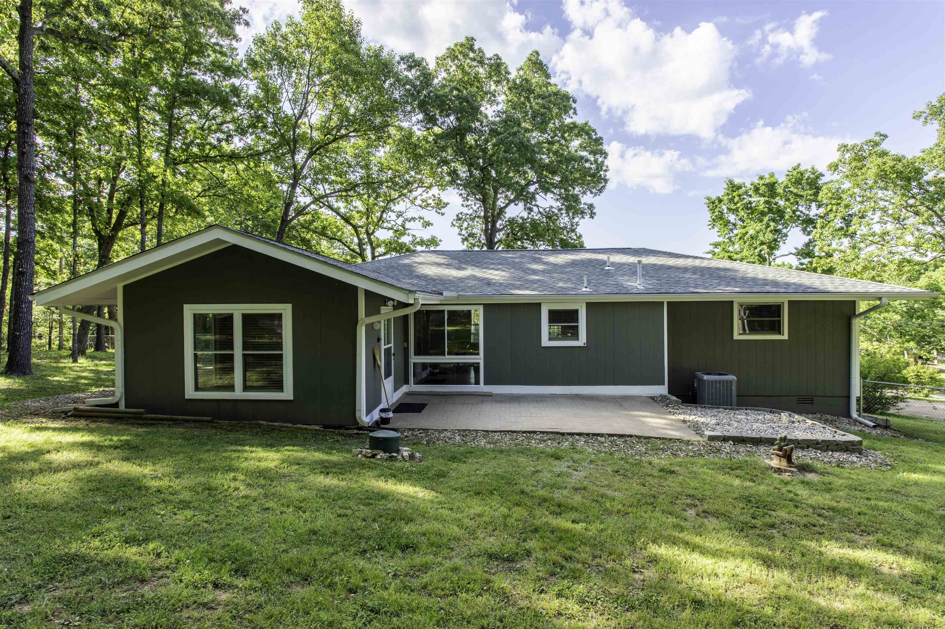 51 Winnebago  Cherokee Village, AR
