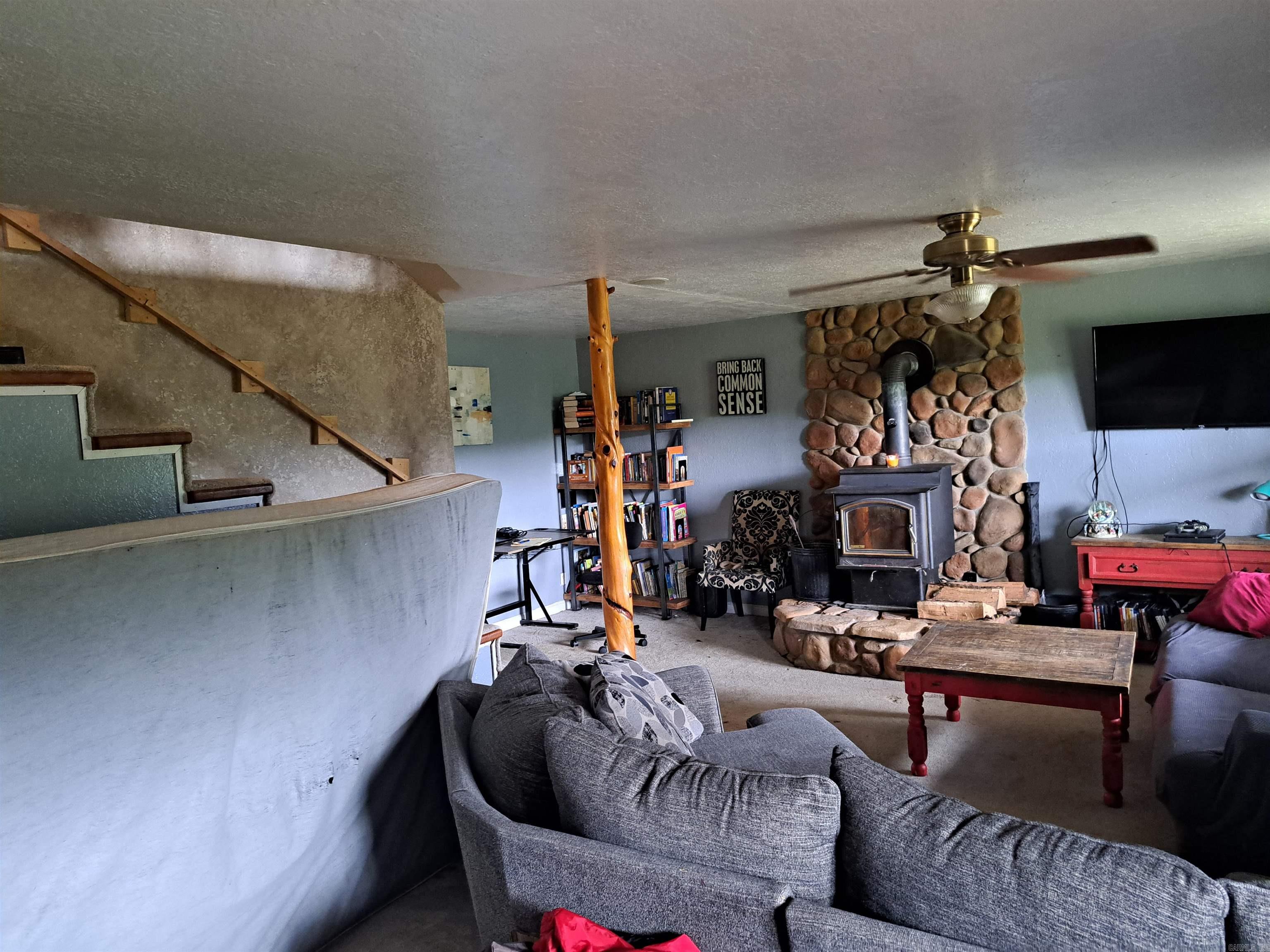 1317 Dutton  Melbourne, AR