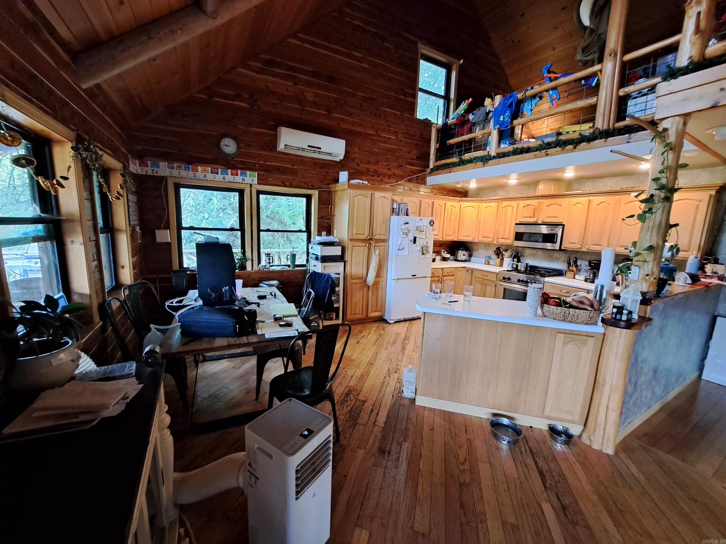 1317 Dutton  Melbourne, AR