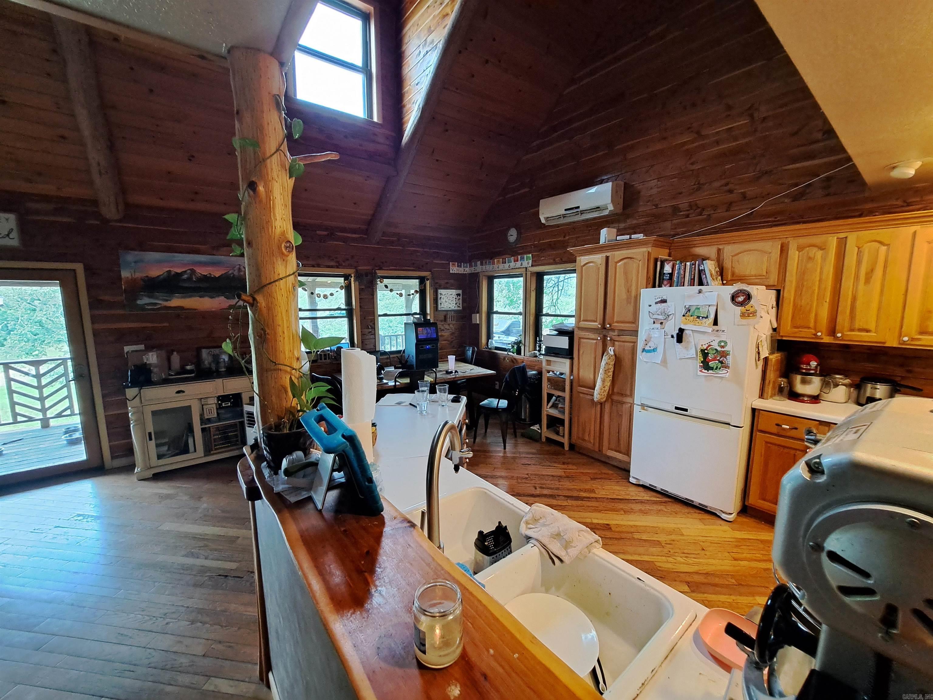 1317 Dutton  Melbourne, AR