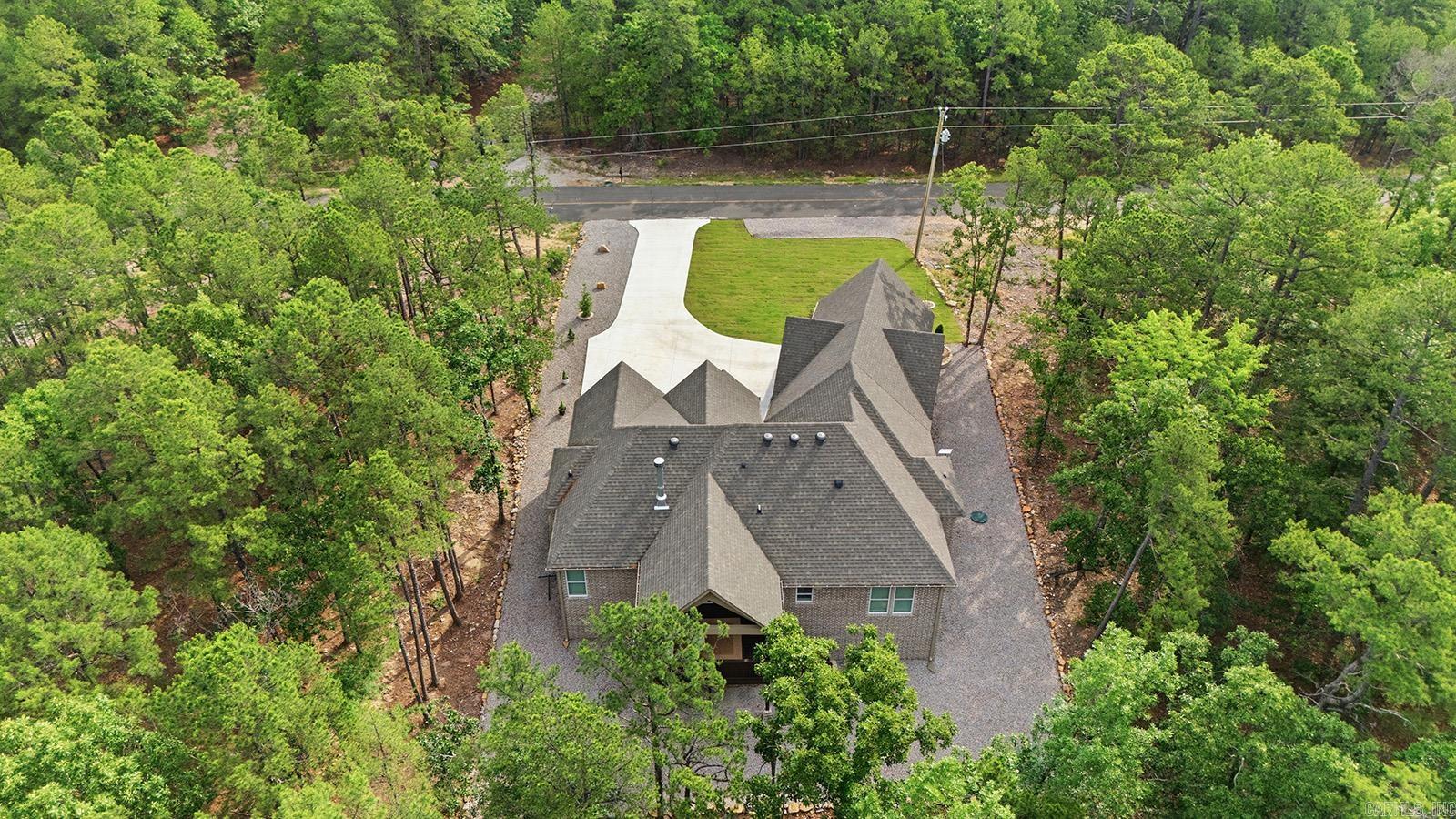 77 Letrista Dr Hot Springs Village, AR 71909