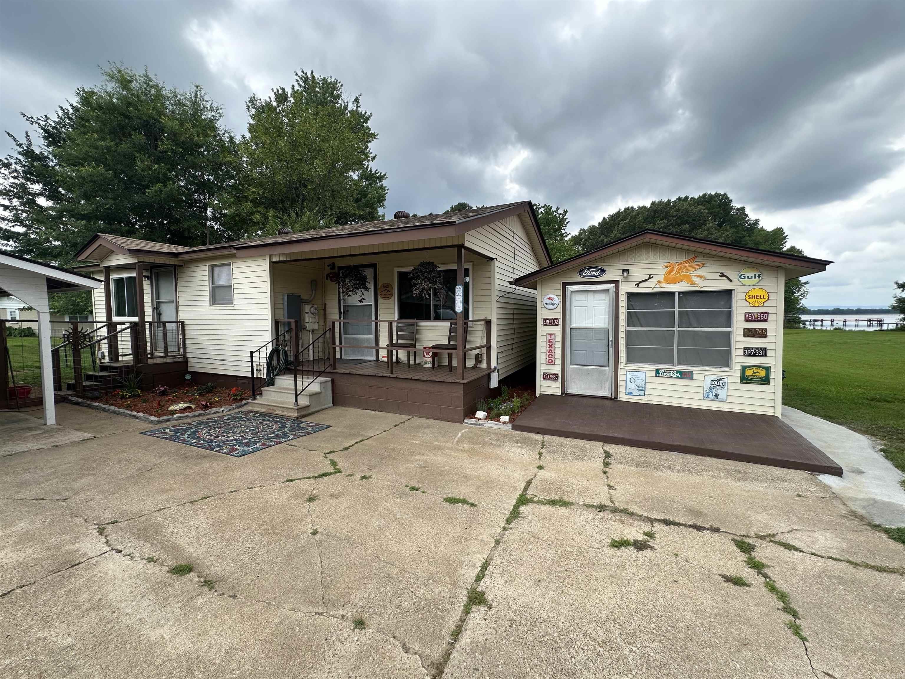 29 Overcup Lake Rd  Morrilton, AR