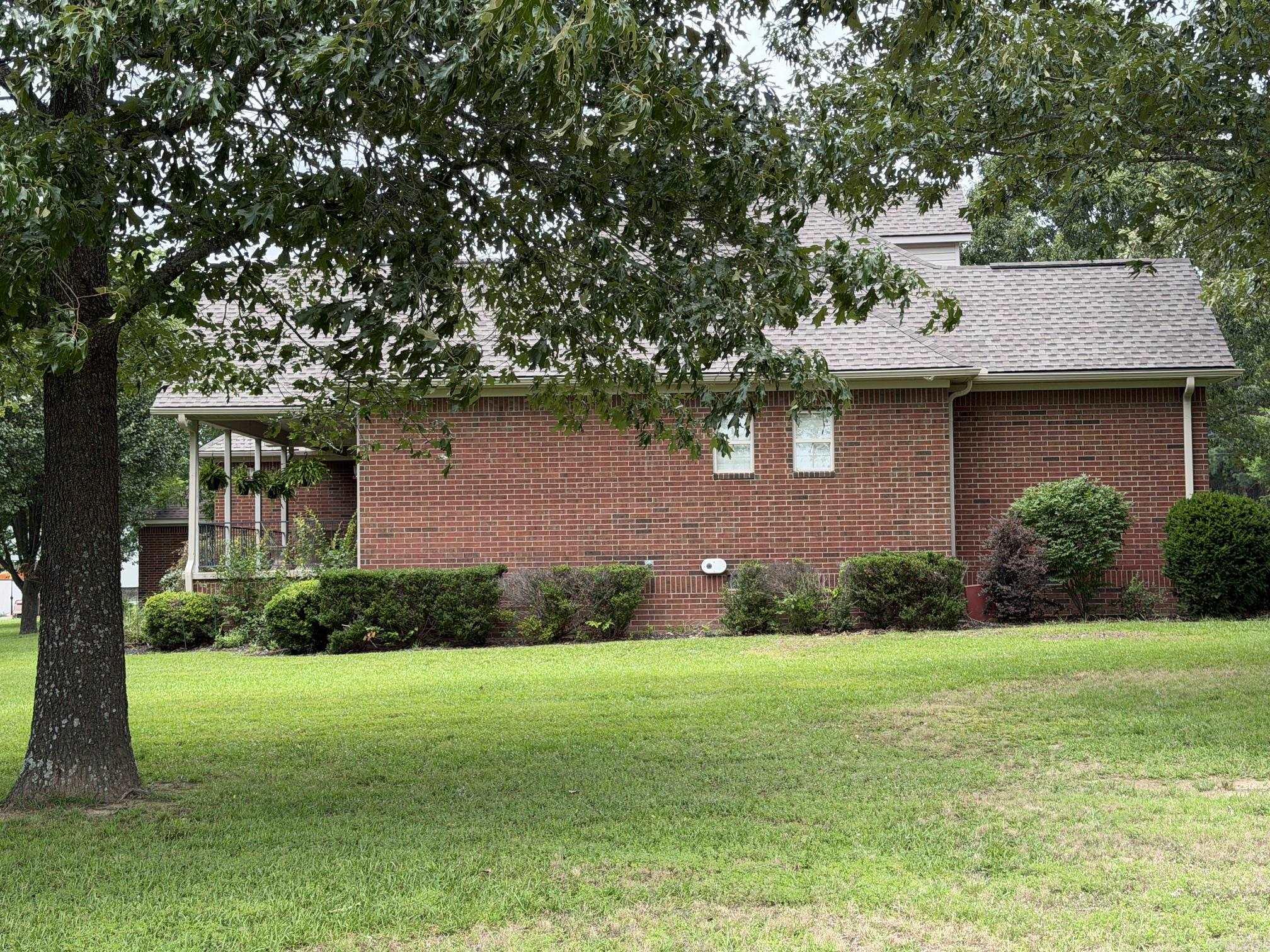 206 N Riggsville Drive  Mountain View, AR