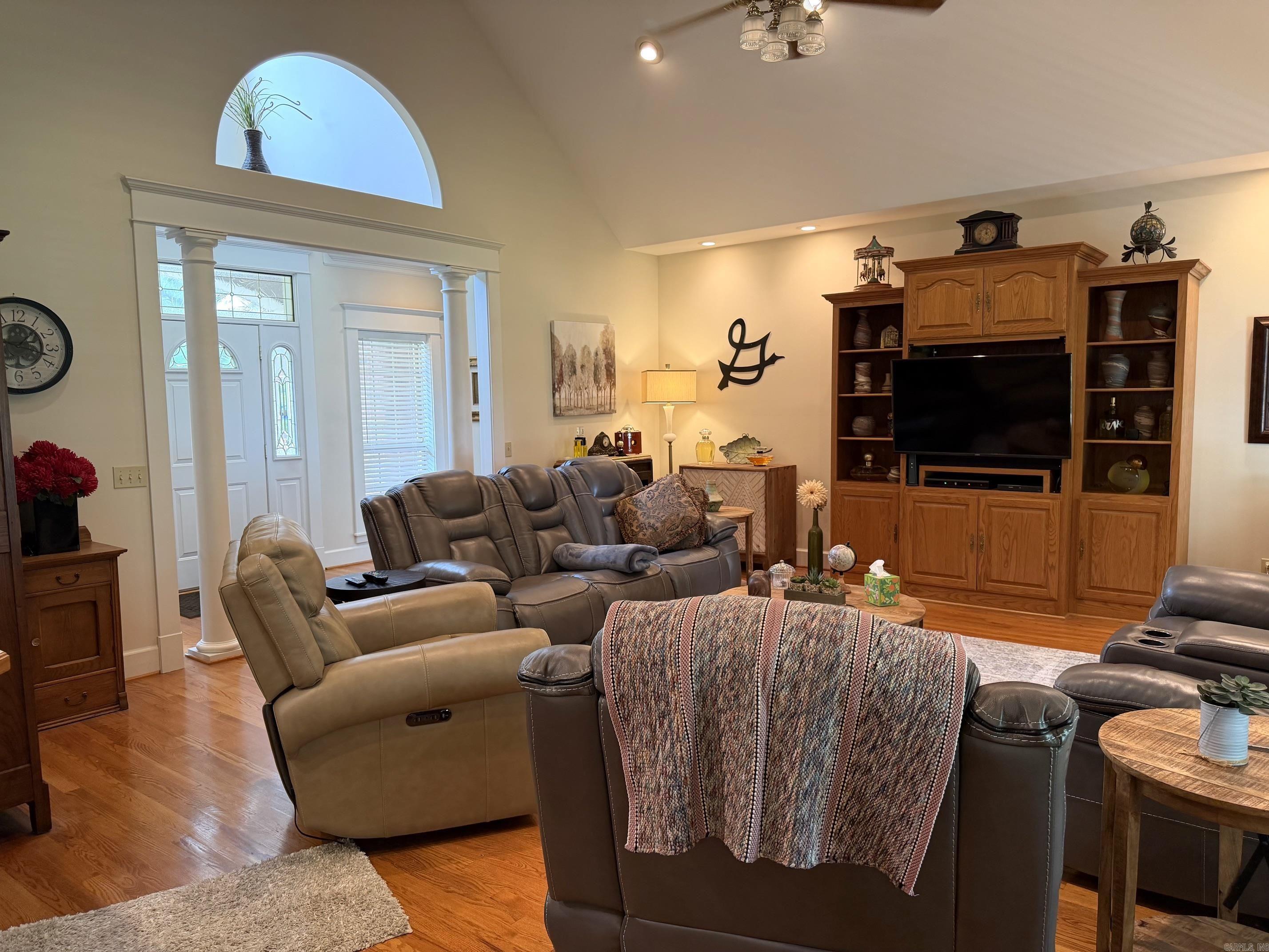 206 N Riggsville Drive  Mountain View, AR