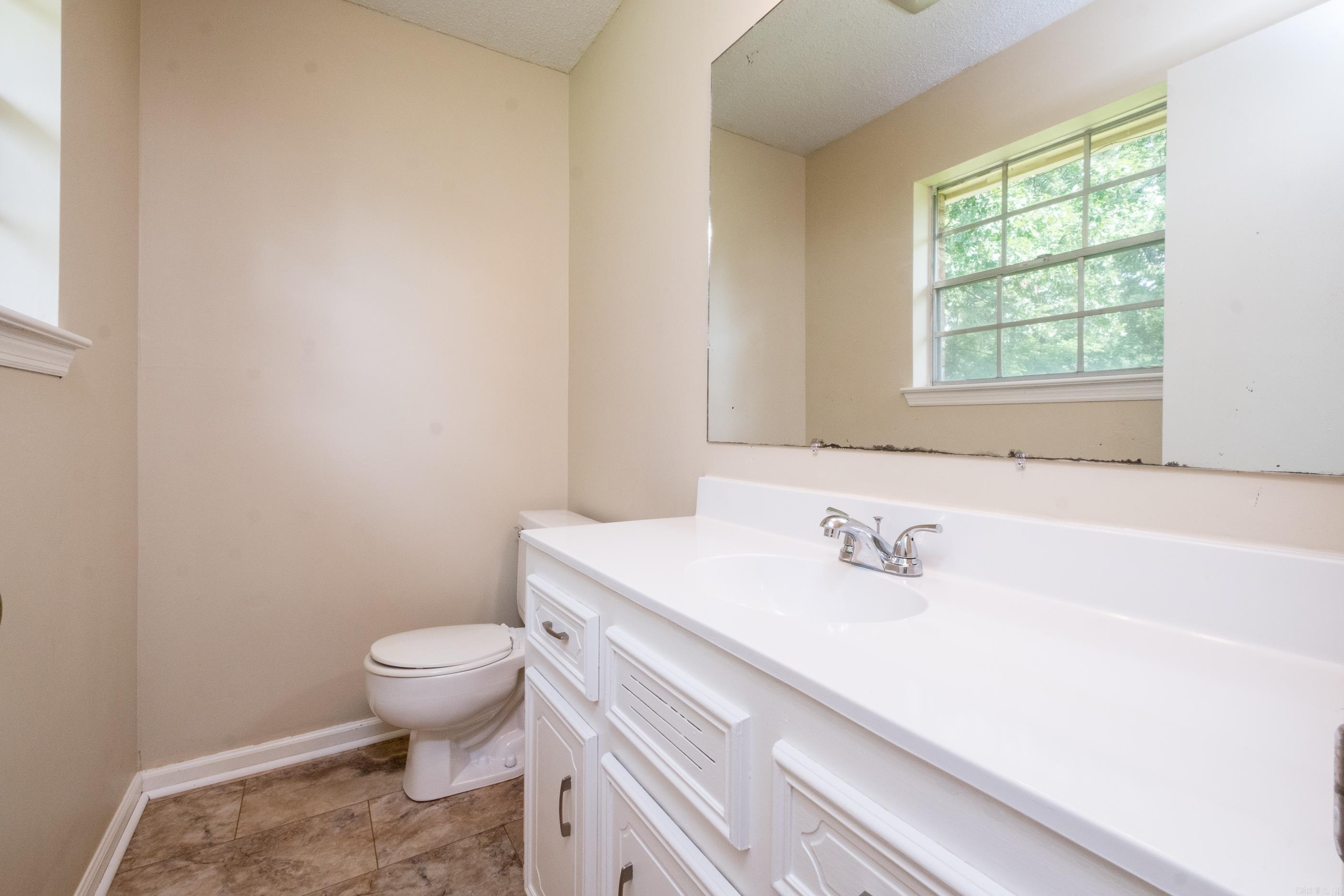 2215 Justus  Bryant, AR