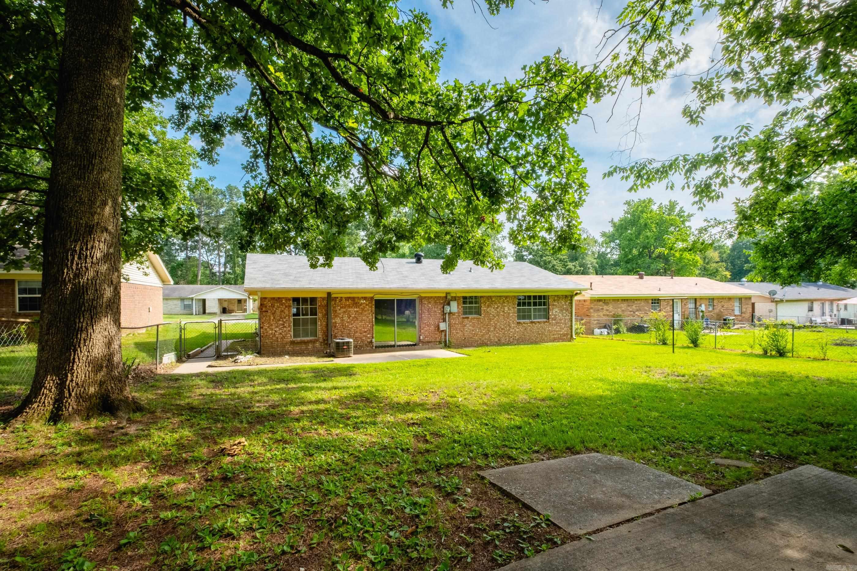2215 Justus  Bryant, AR