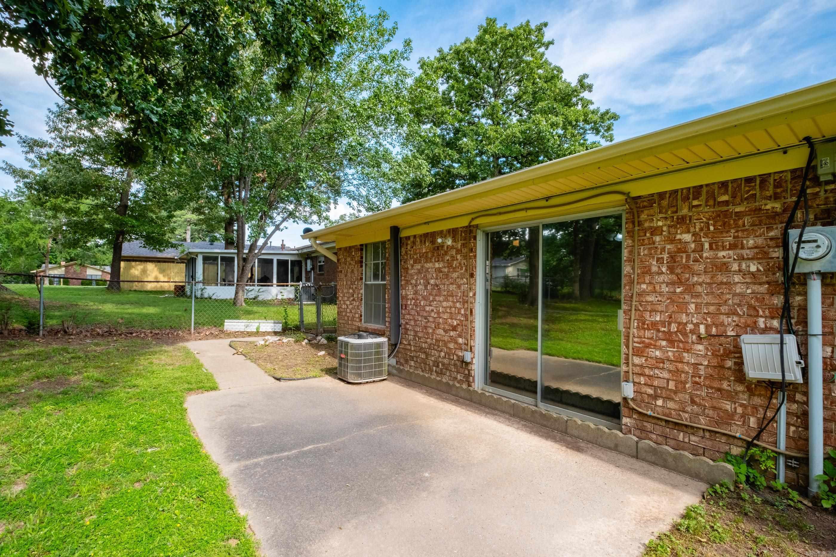 2215 Justus  Bryant, AR
