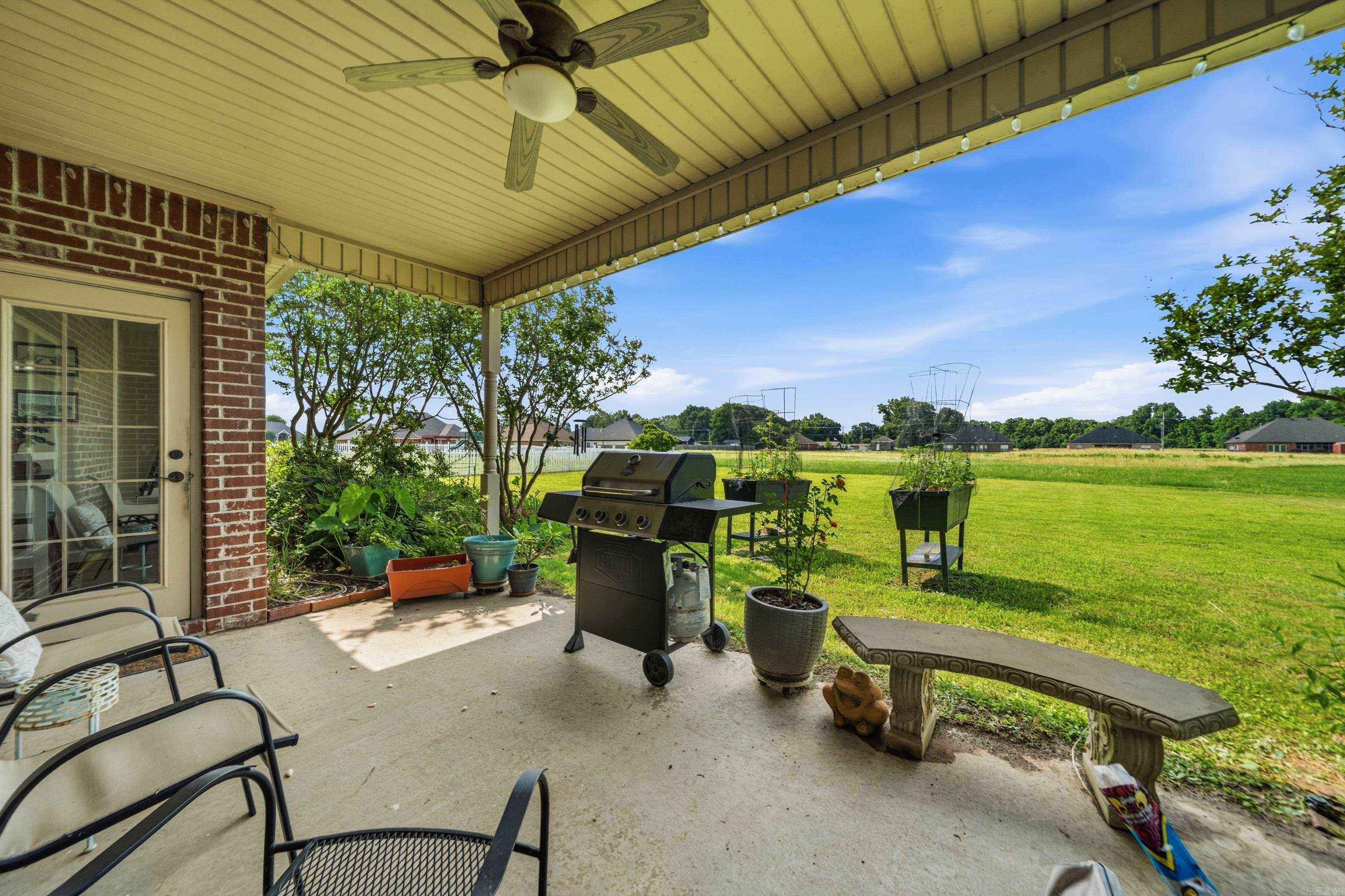 13404 Berkshire Manor  North Little Rock, AR
