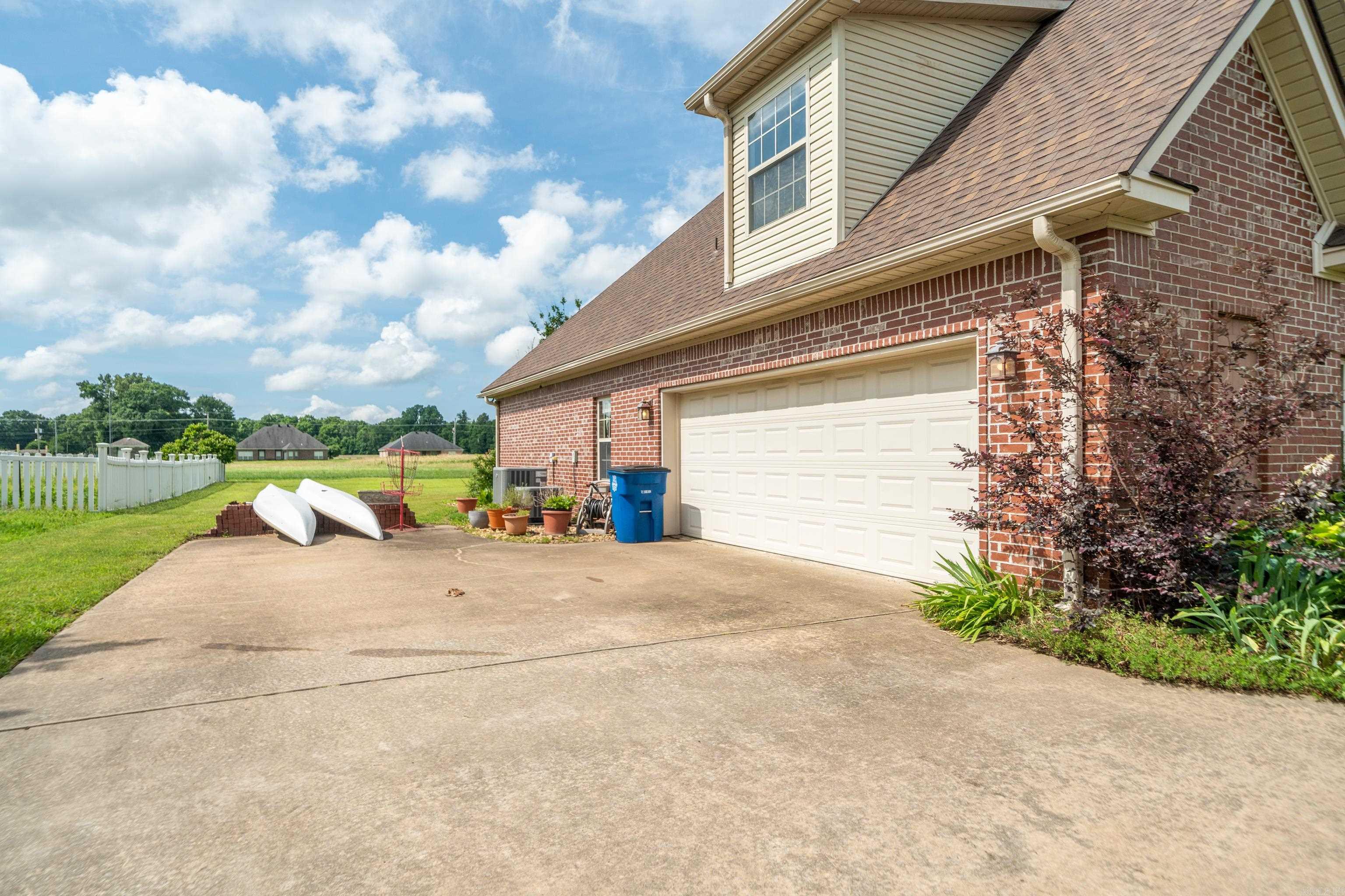 13404 Berkshire Manor  North Little Rock, AR