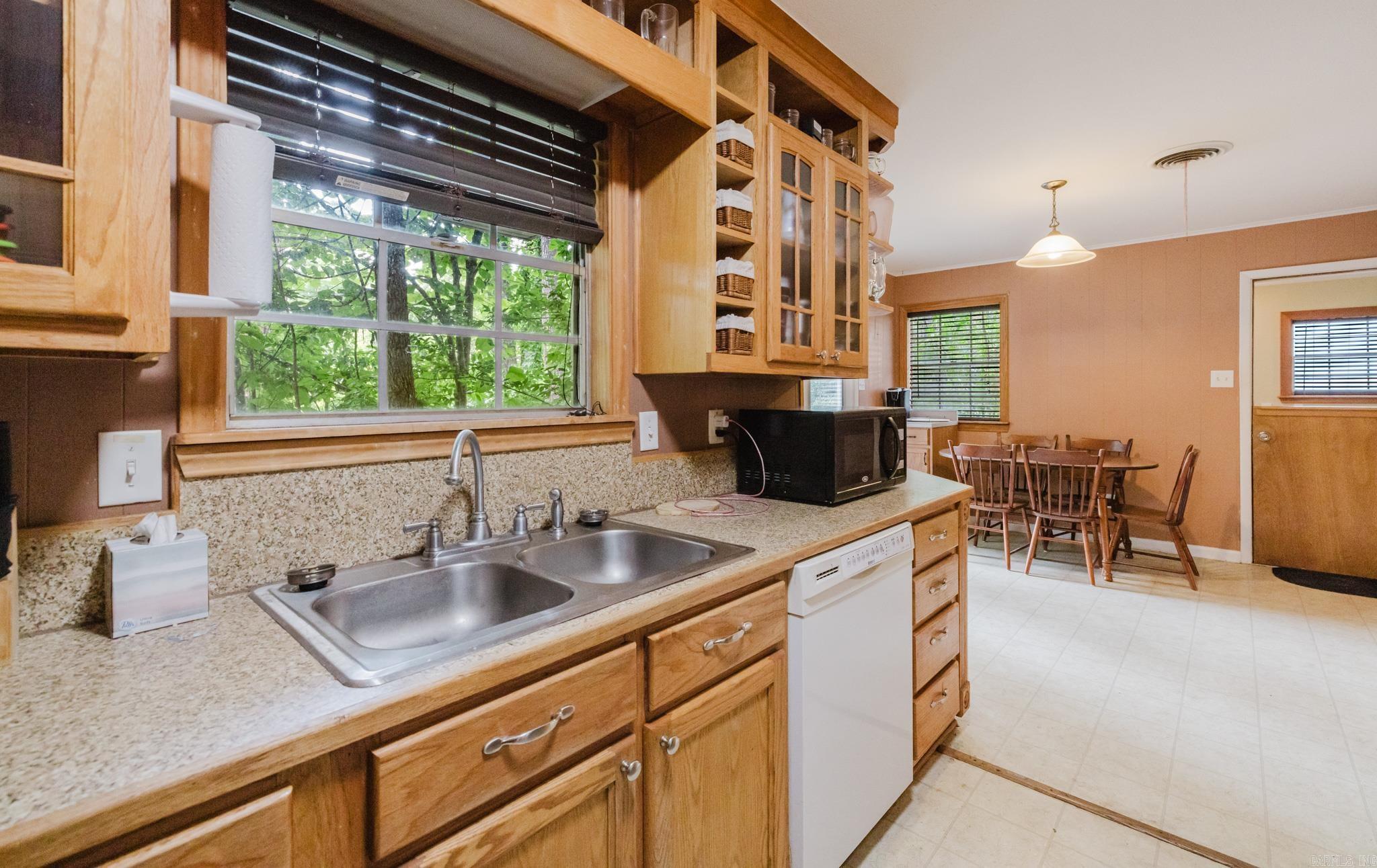 614 HOUSTON  Benton, AR