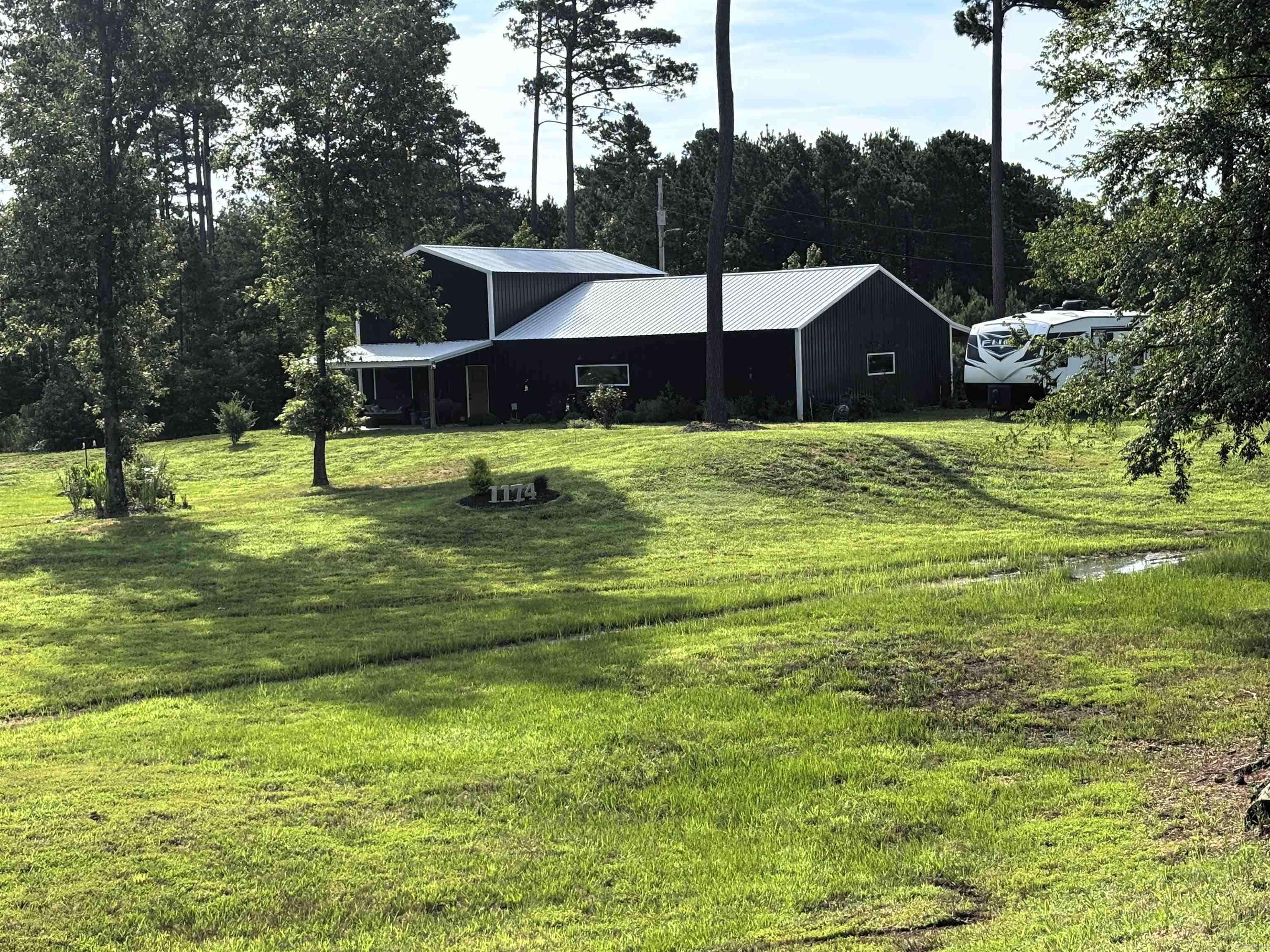 1174 Grant County Road 68  Sheridan, AR