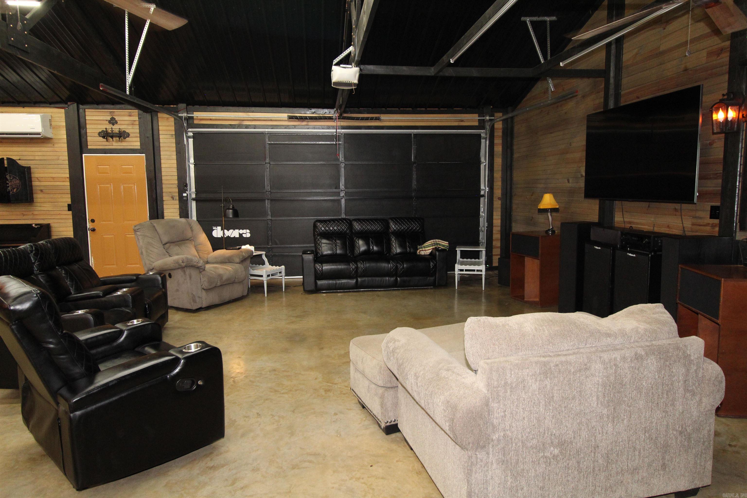 1174 Grant County Road 68  Sheridan, AR
