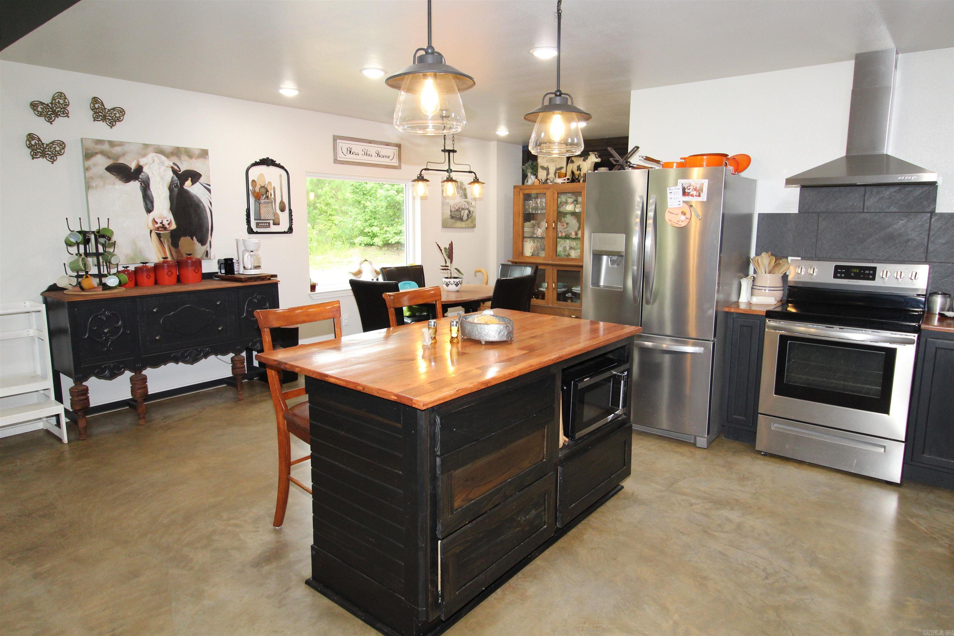 1174 Grant County Road 68  Sheridan, AR