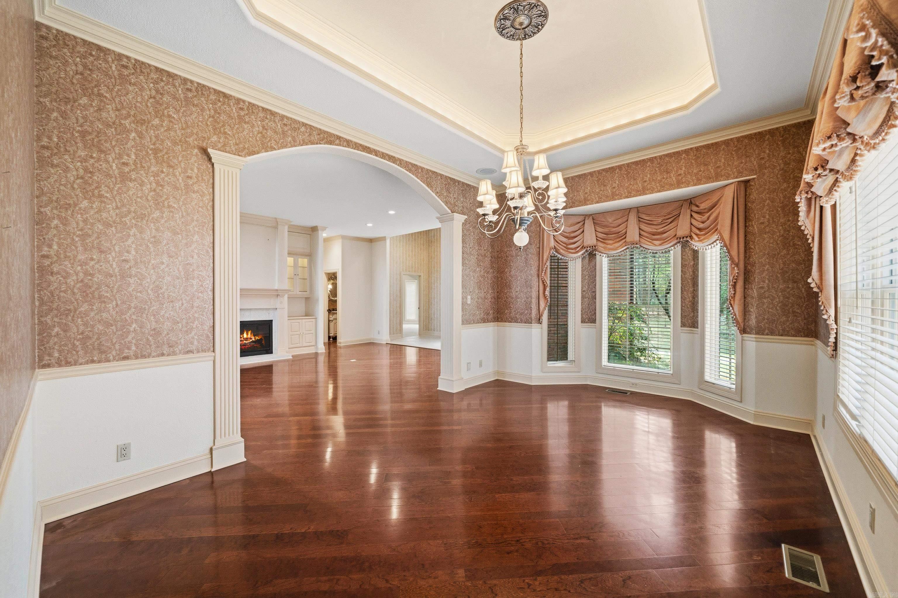 12 Loyola Ln  Hot Springs Village, AR