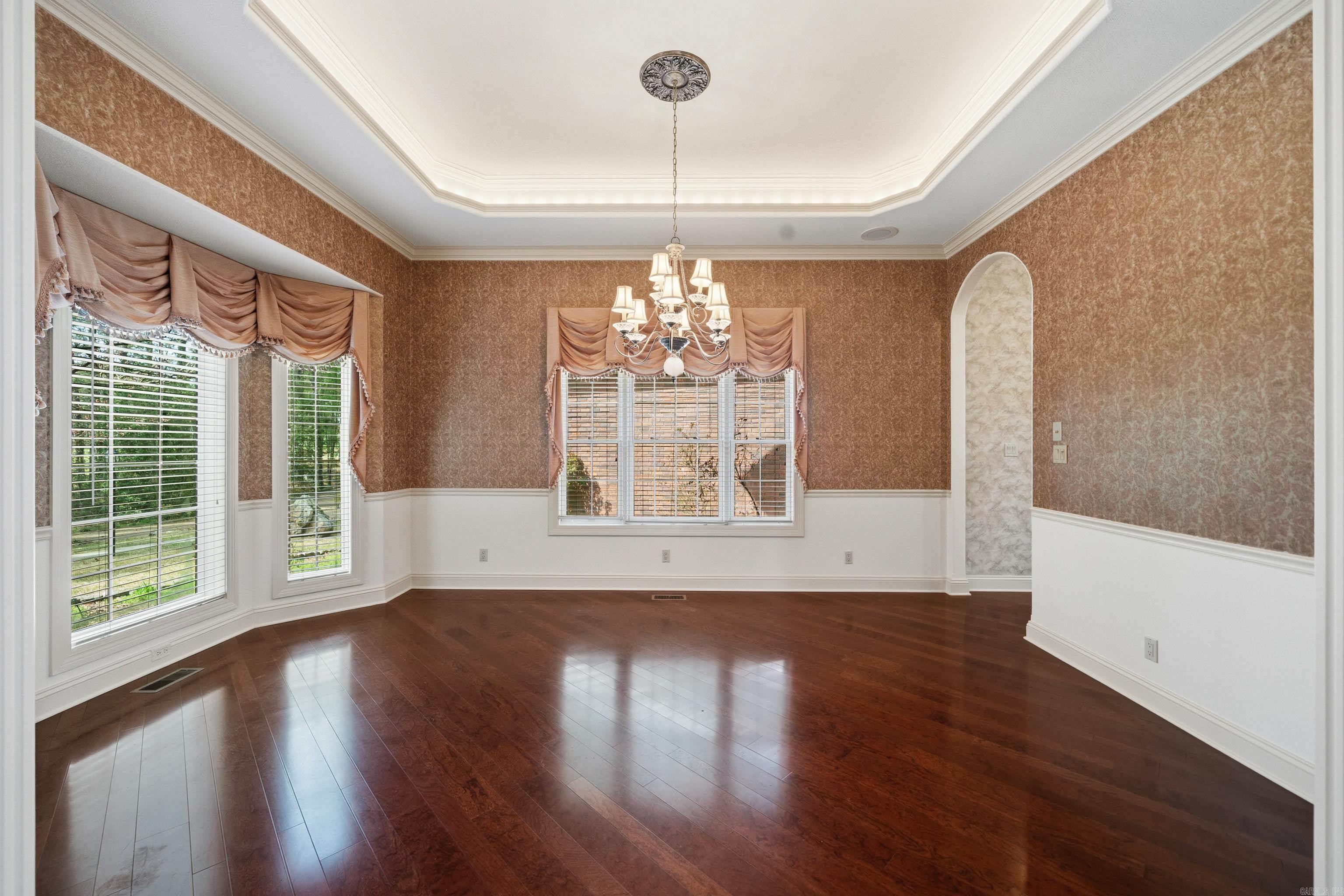 12 Loyola Ln  Hot Springs Village, AR