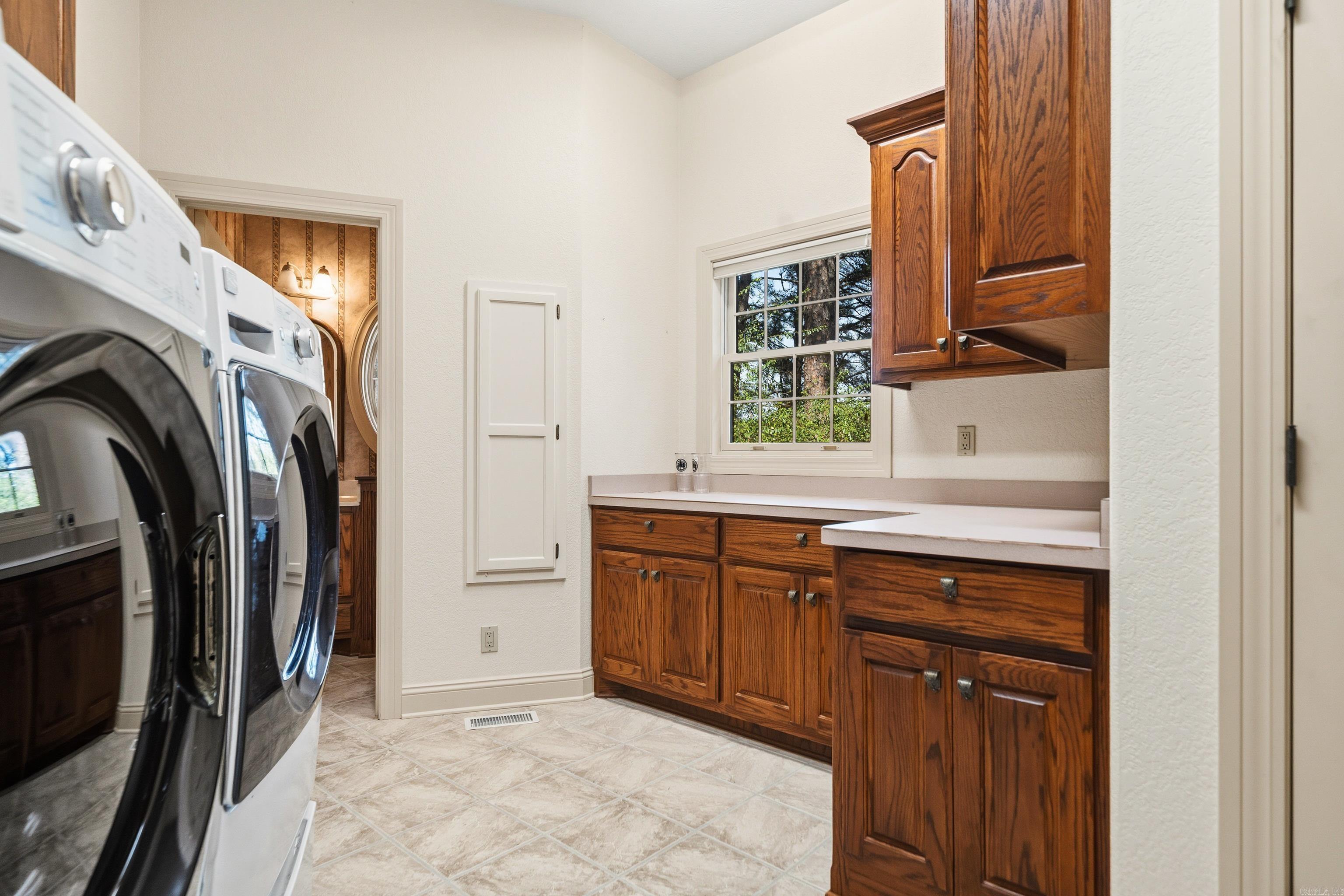 12 Loyola Ln  Hot Springs Village, AR