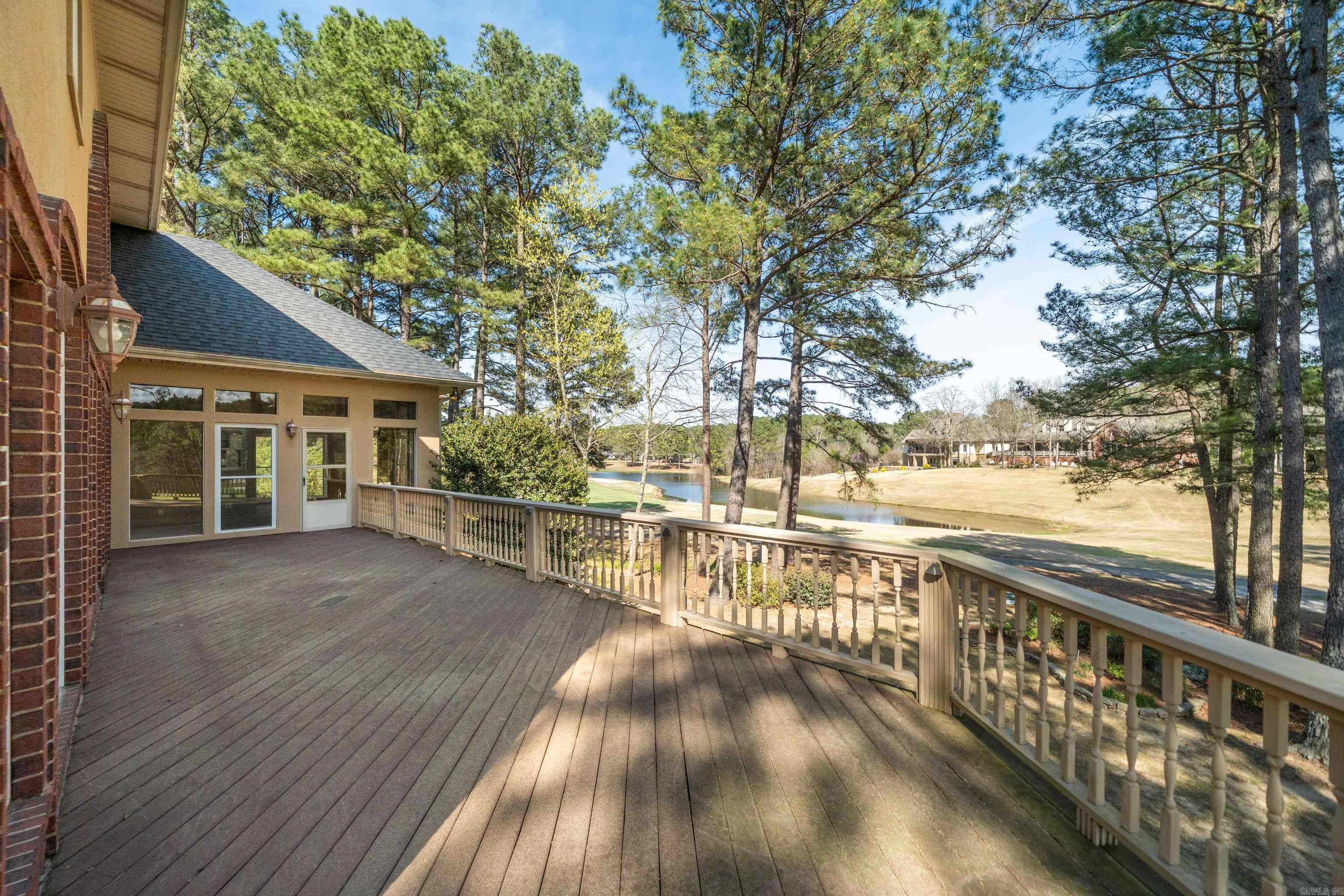 12 Loyola Ln  Hot Springs Village, AR