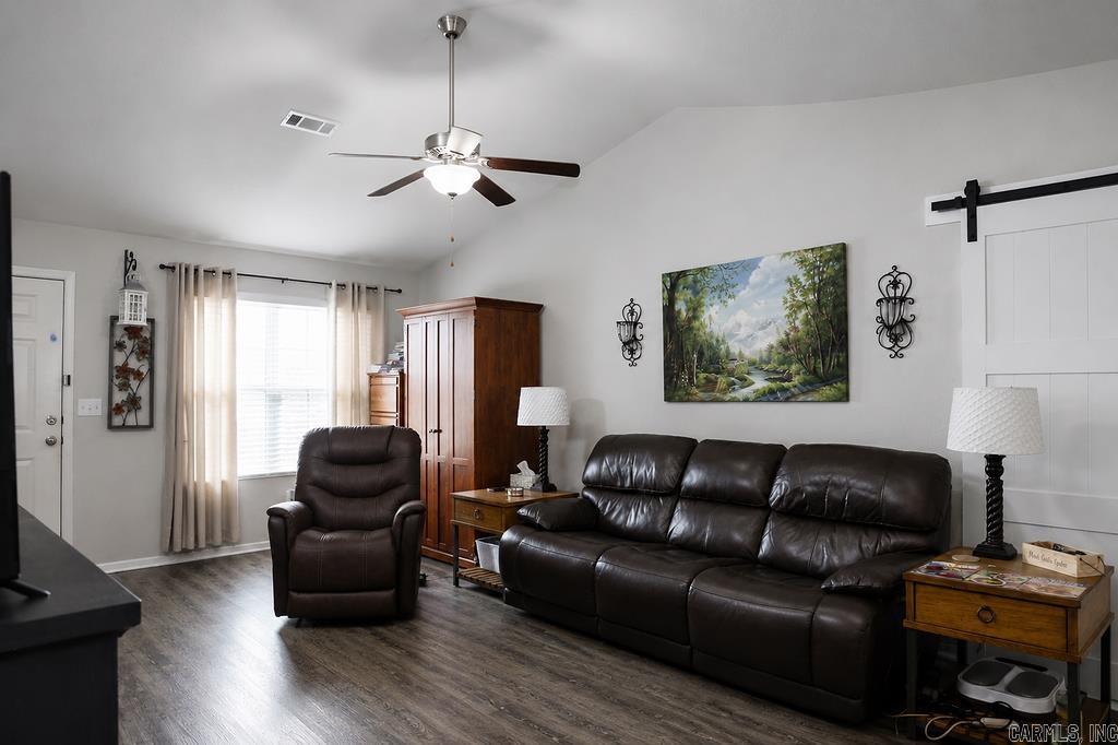 7 Summer Breeze  Conway, AR