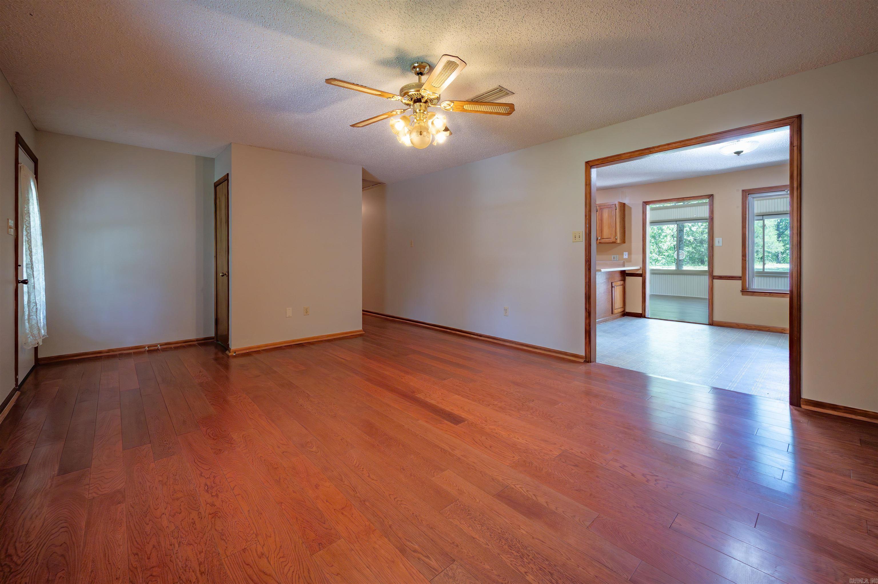 61 Winding Branch  Conway, AR