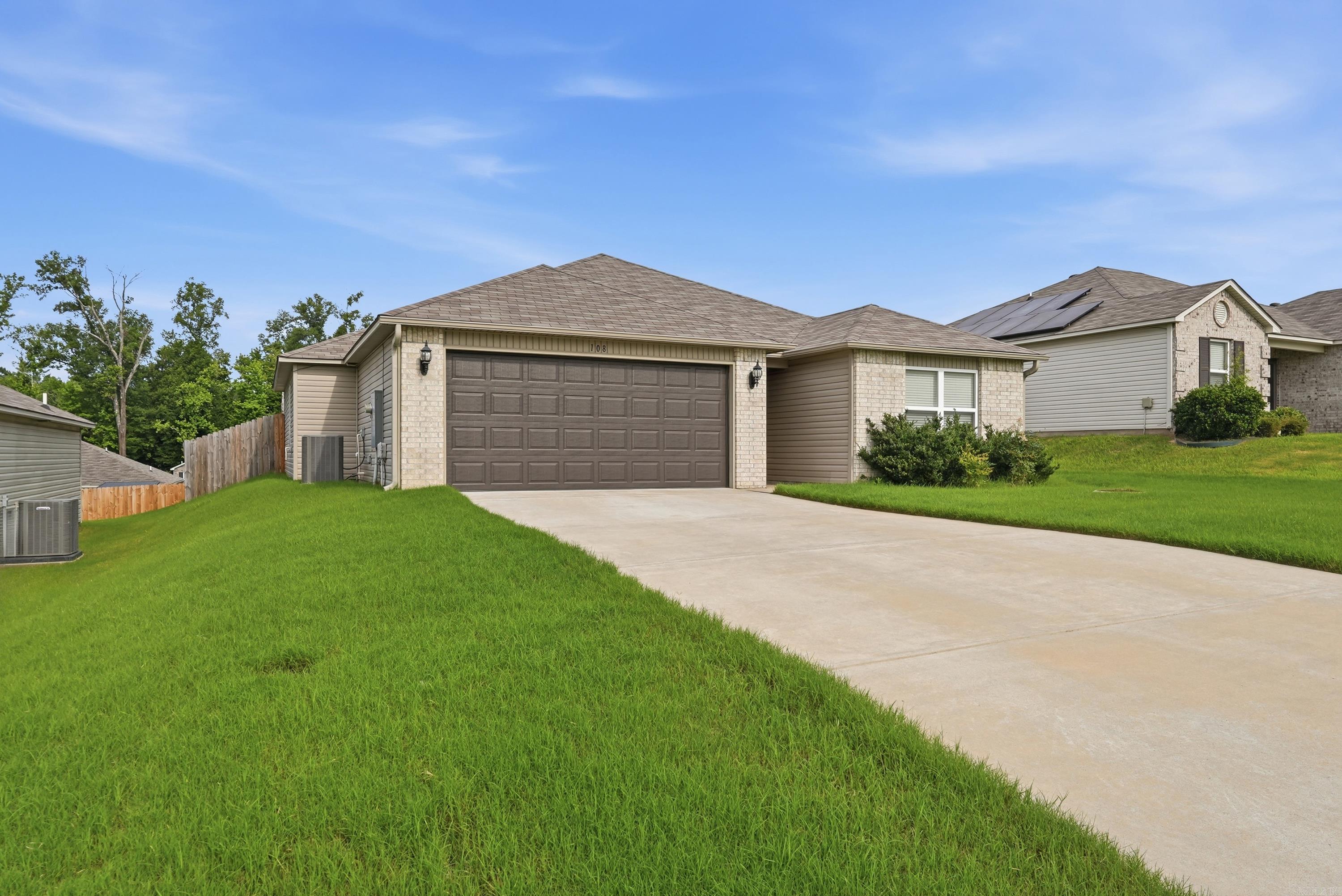 108 Giselle  Little Rock, AR