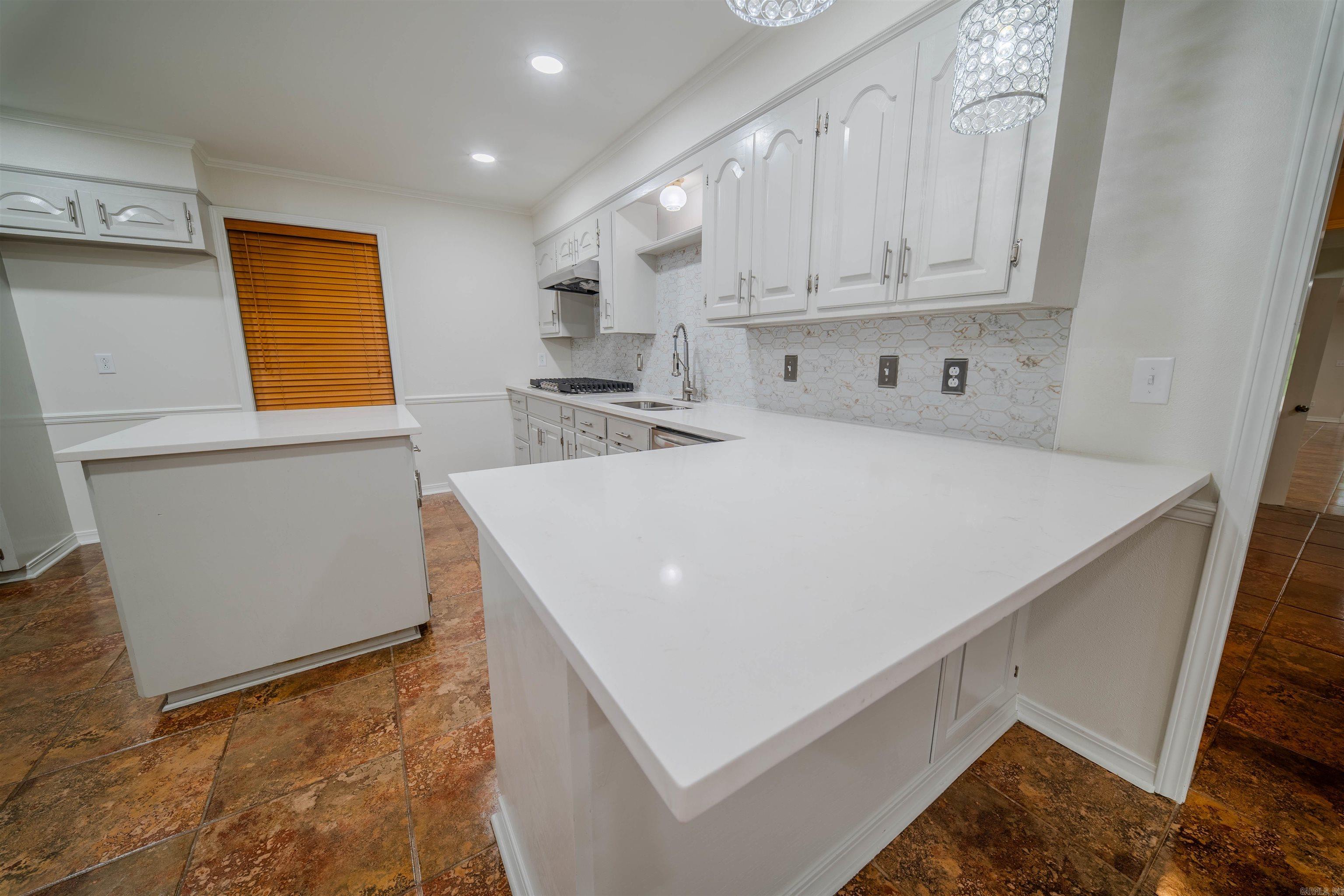 1265 Hollow Hills  Camden, AR