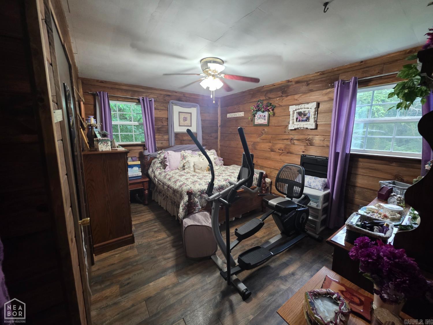 36 Indian  Cherokee Village, AR