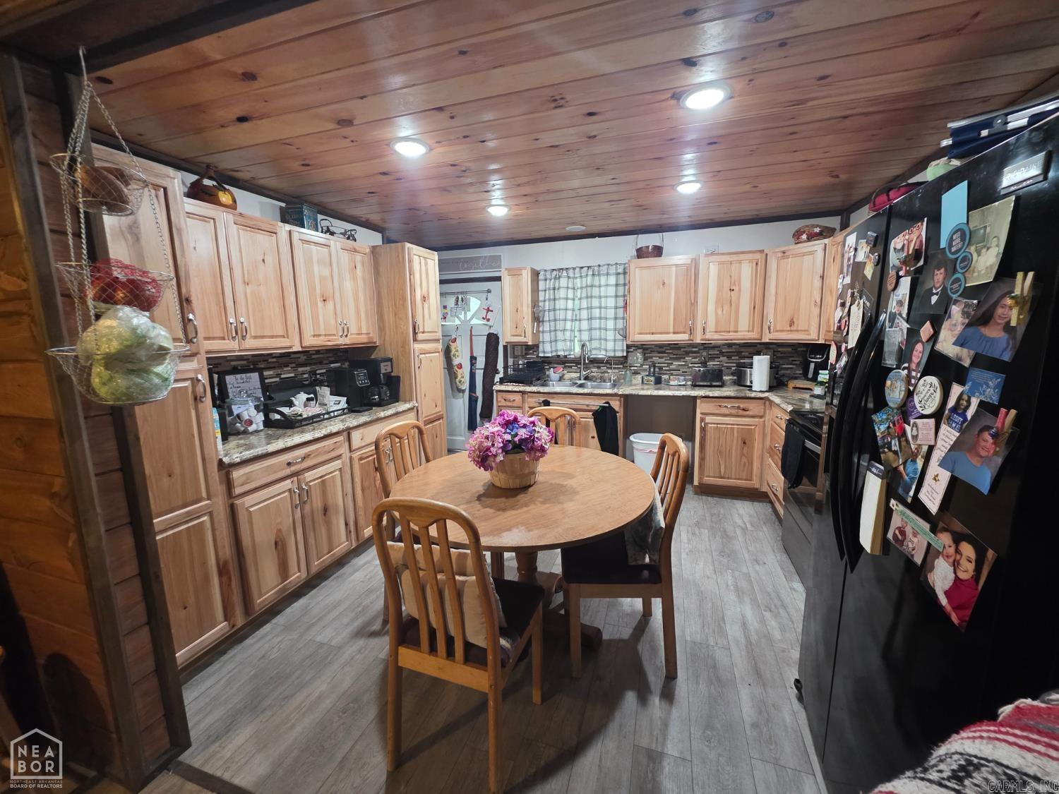 36 Indian  Cherokee Village, AR