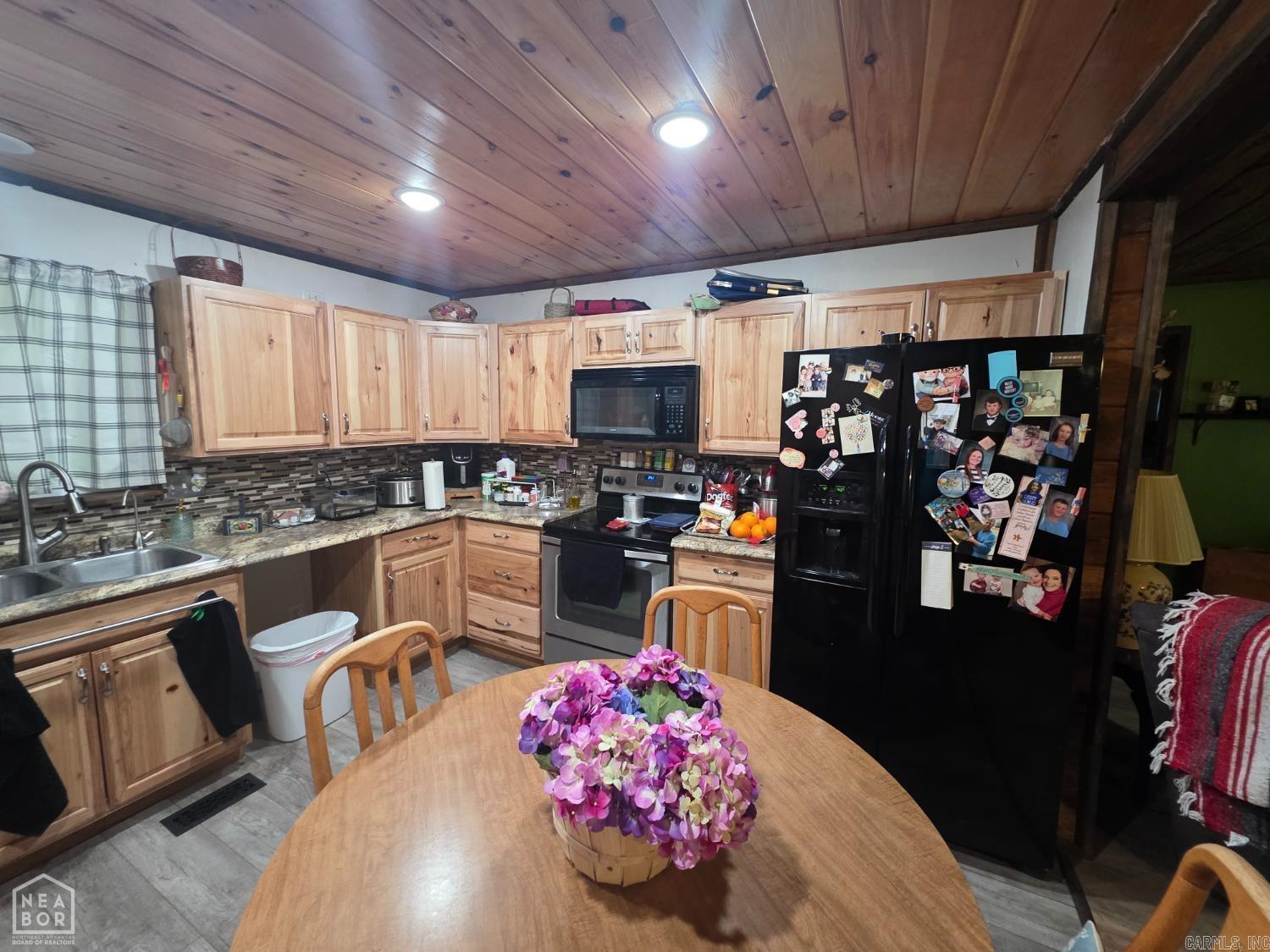 36 Indian  Cherokee Village, AR