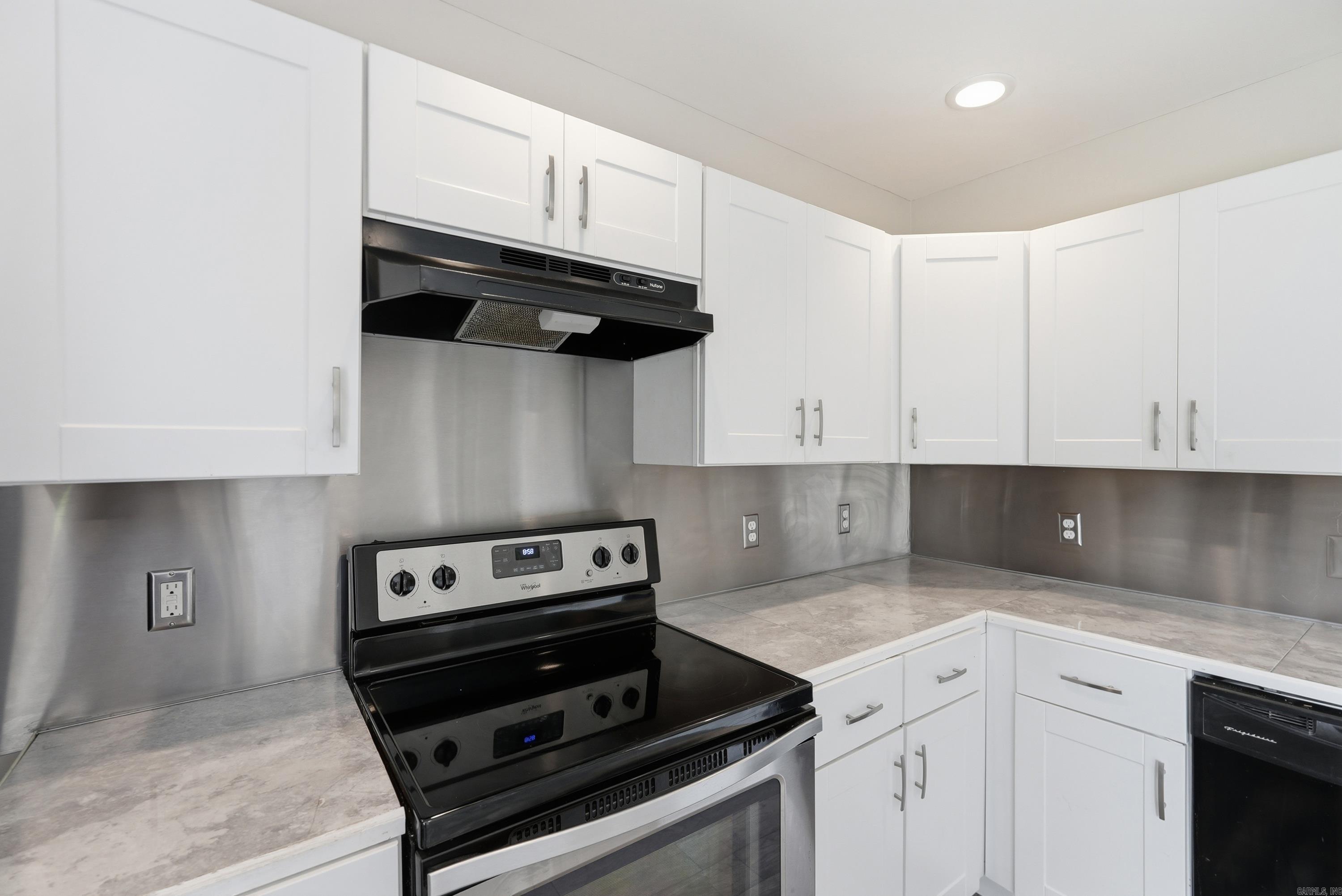 11 Brooklawn Drive  Little Rock, AR