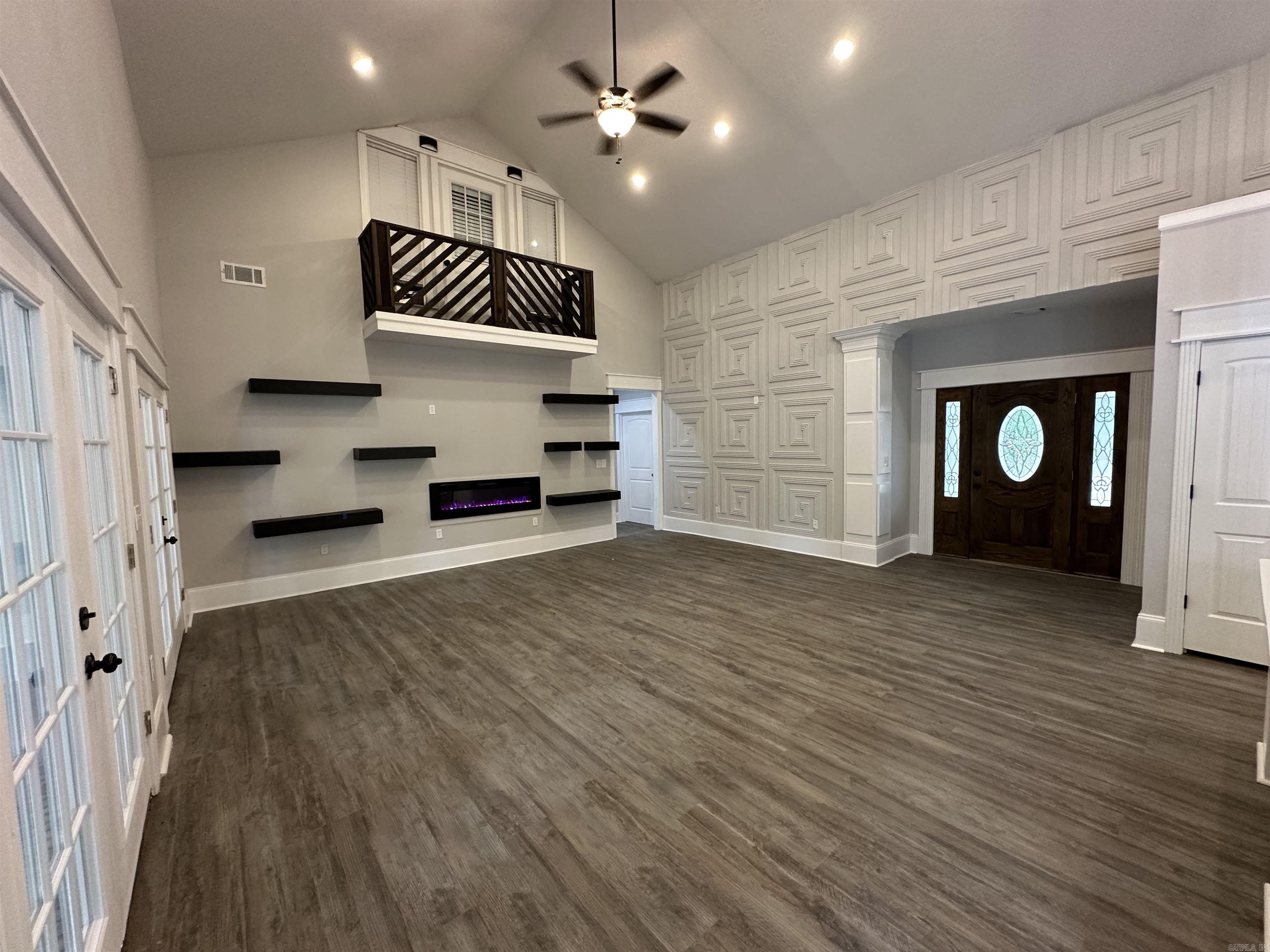 8716 East Fairview  Hensley, AR