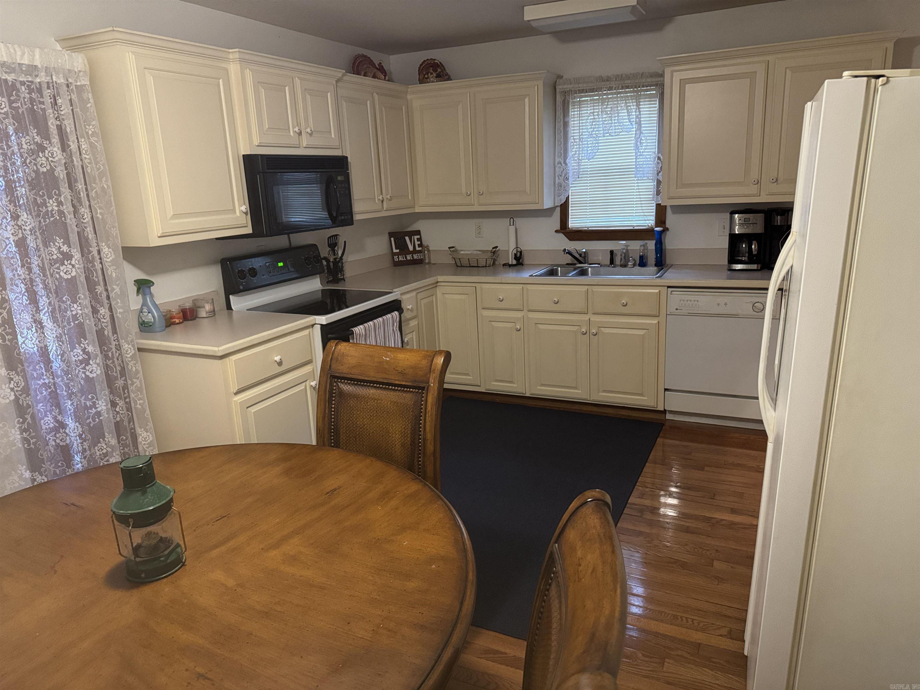 98 Lakeside  Higden, AR