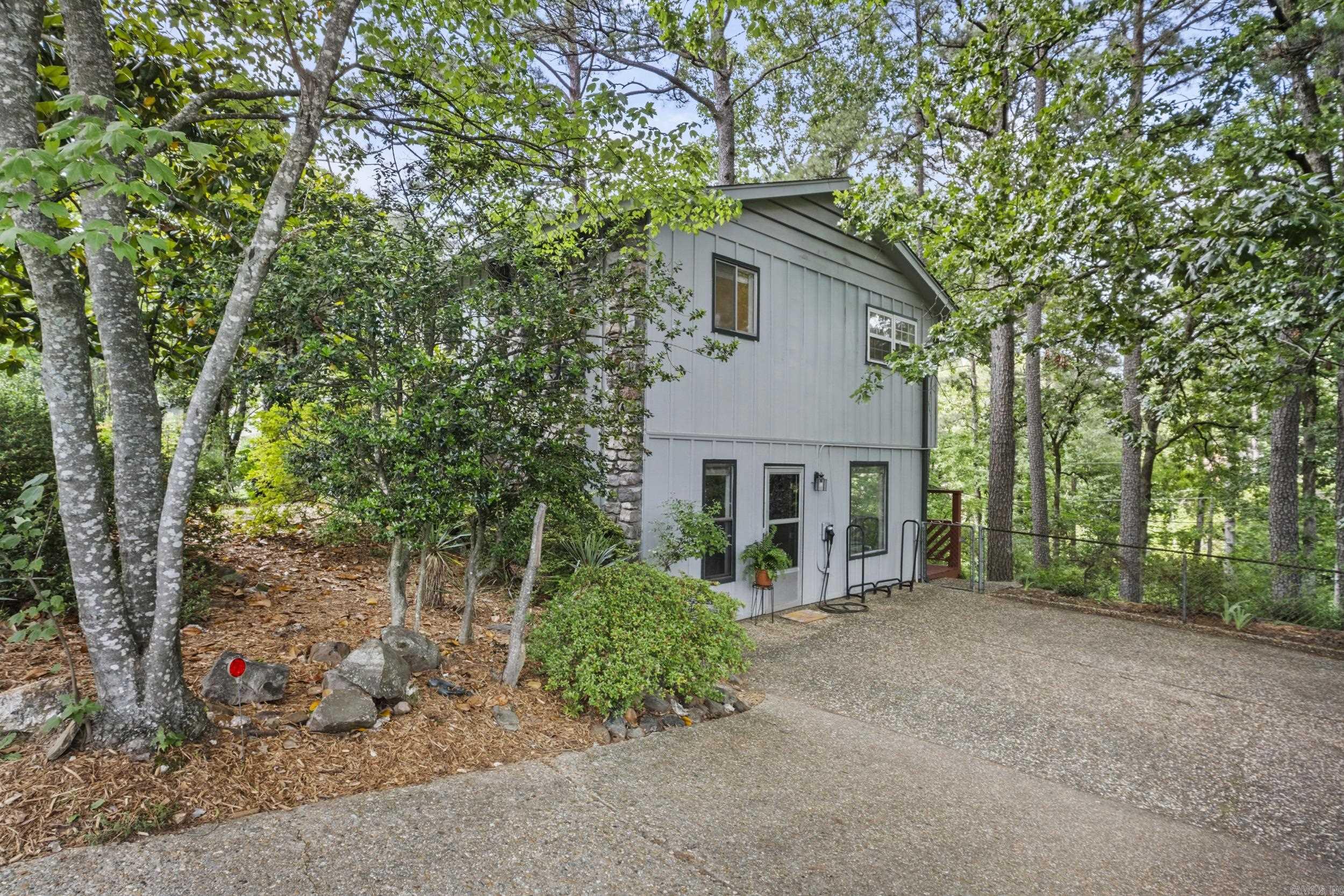 2516 Millbrook  Little Rock, AR