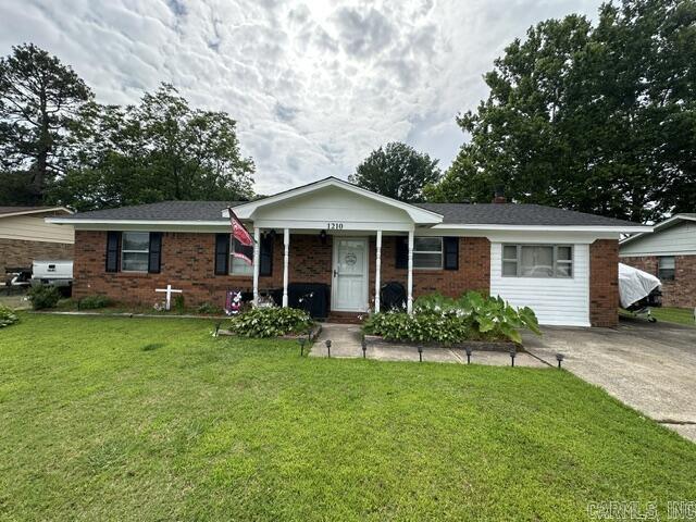 1210 S Center Street  Lonoke, AR