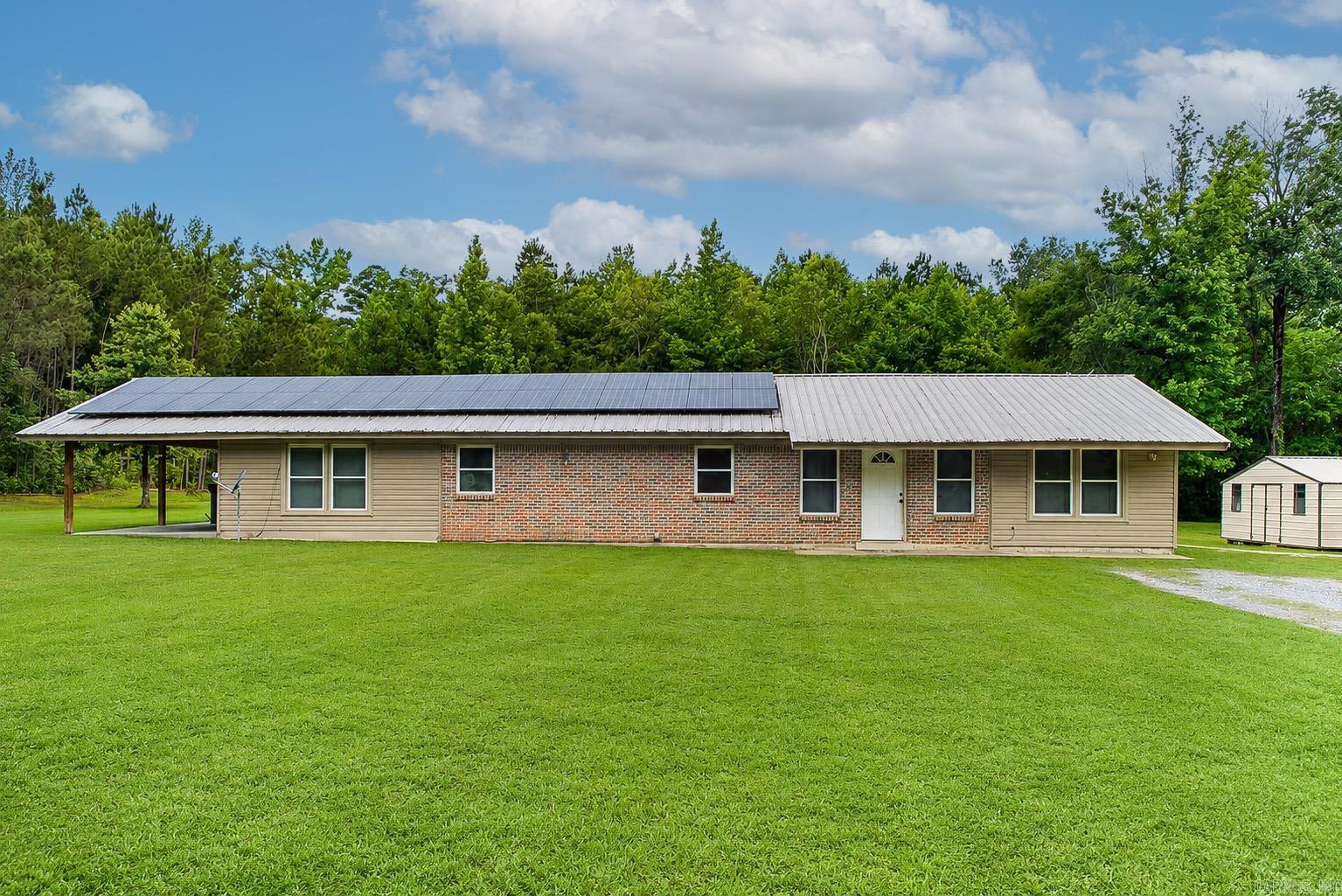 10126 Brown Cemetery Road  Pine Bluff, AR