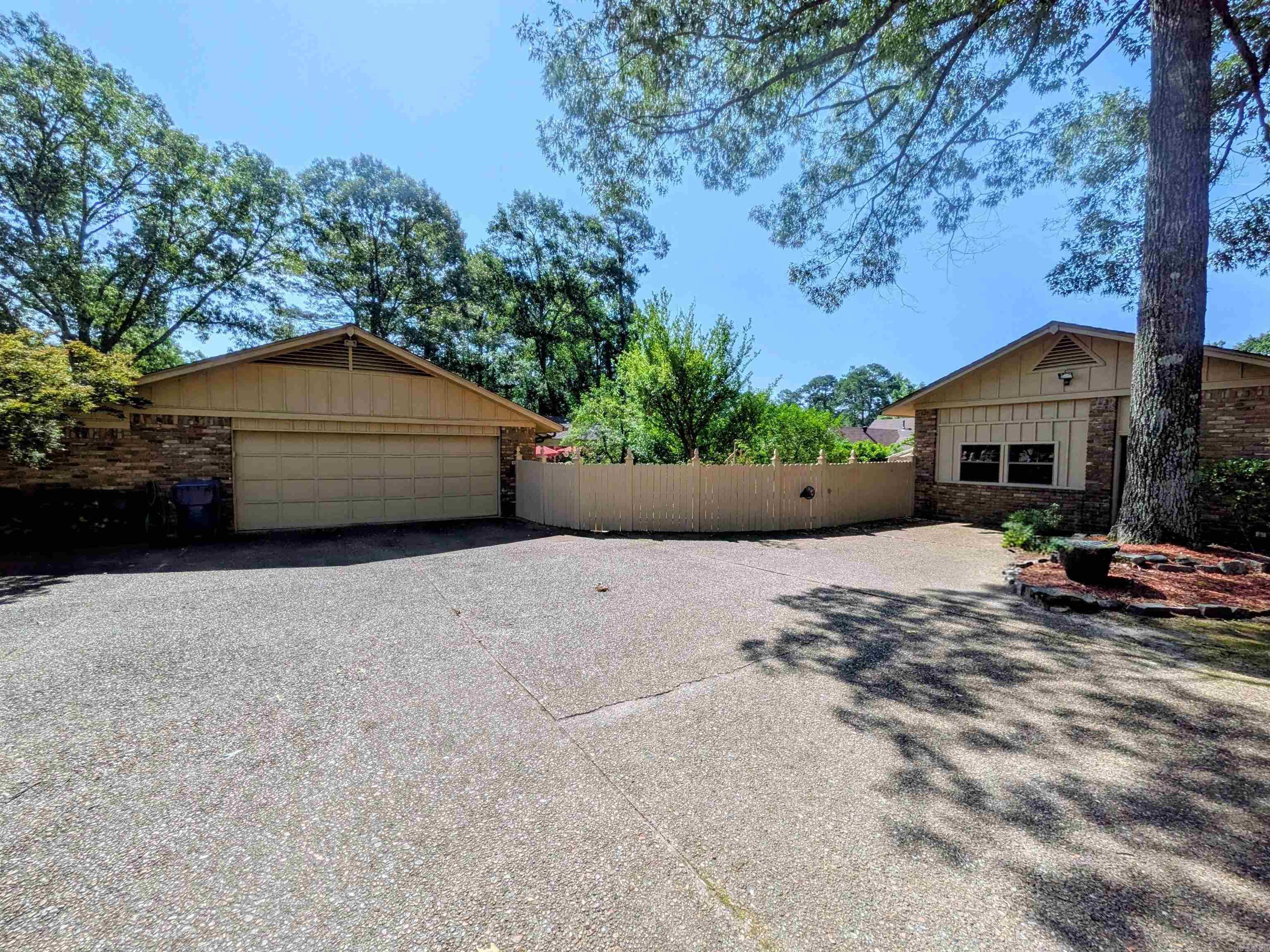 1071 Quapaw  Camden, AR