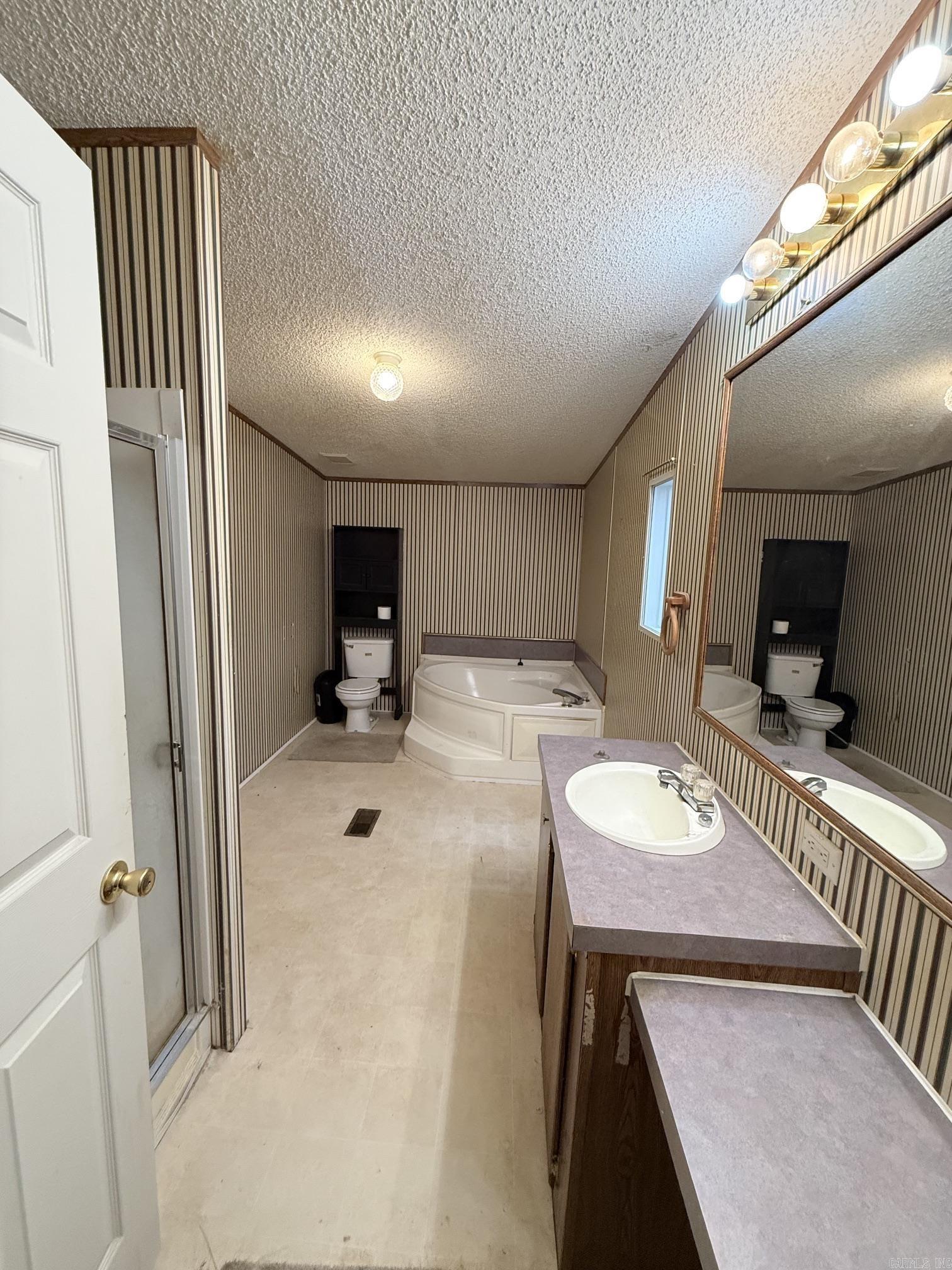 6195 Hwy 263  Mountain View, AR