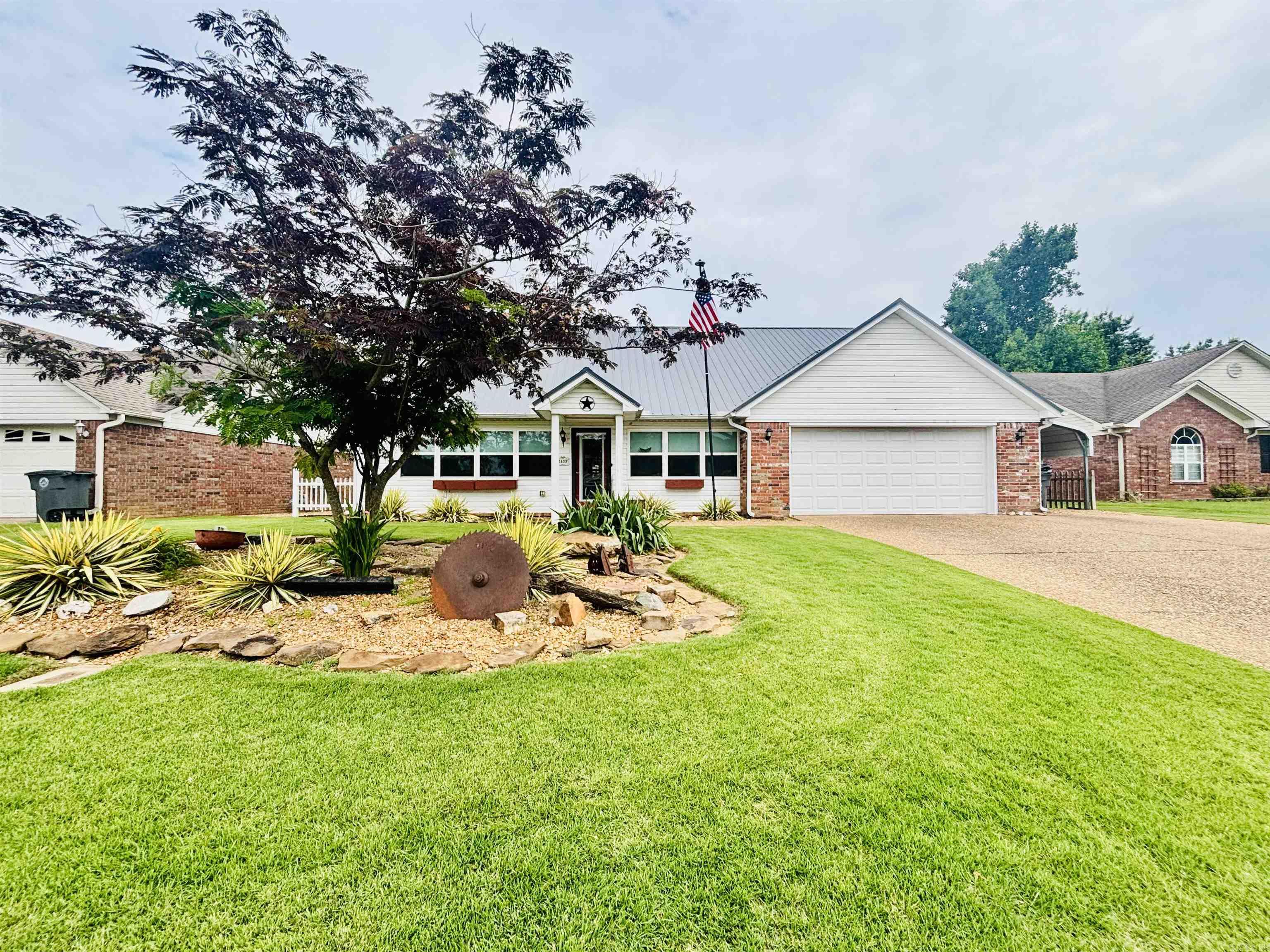 2409 Normandy  Searcy, AR