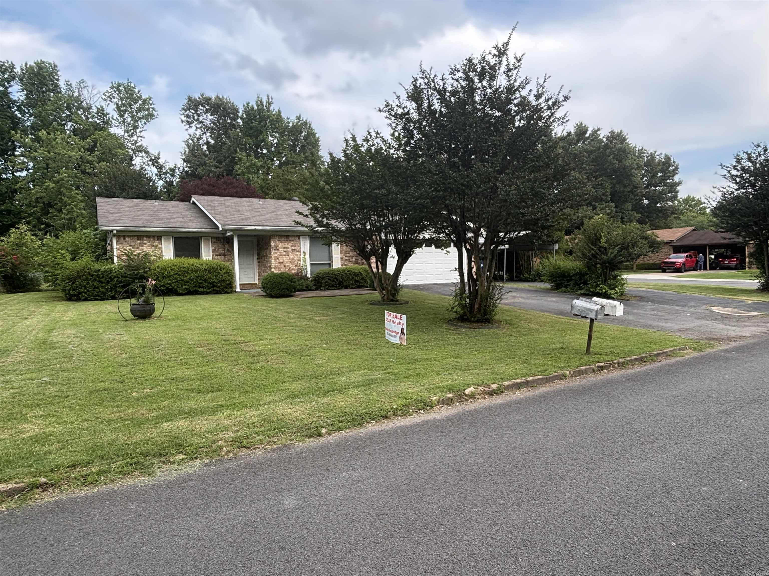 63 Oak Meadows  Cabot, AR