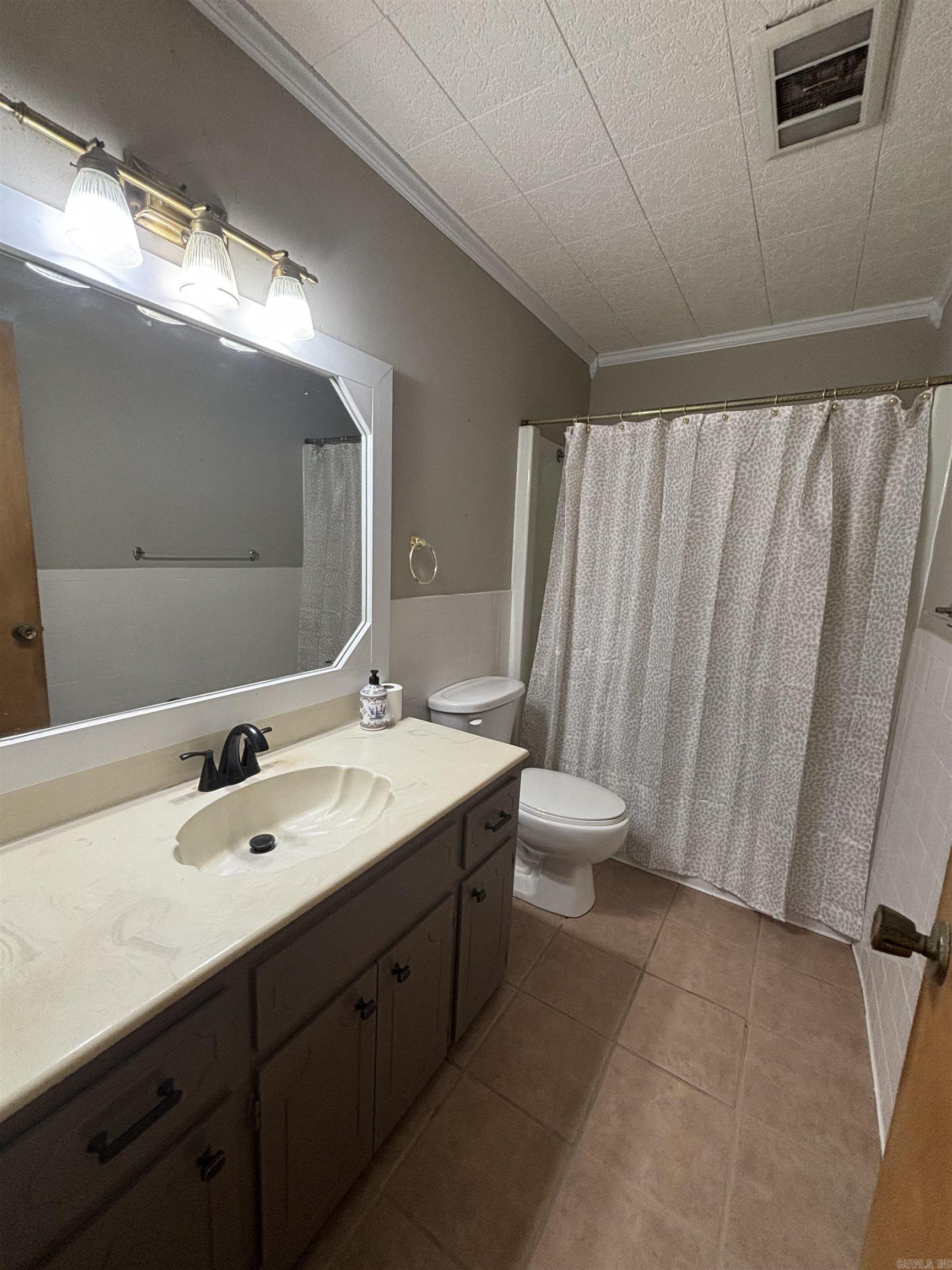 63 Oak Meadows  Cabot, AR