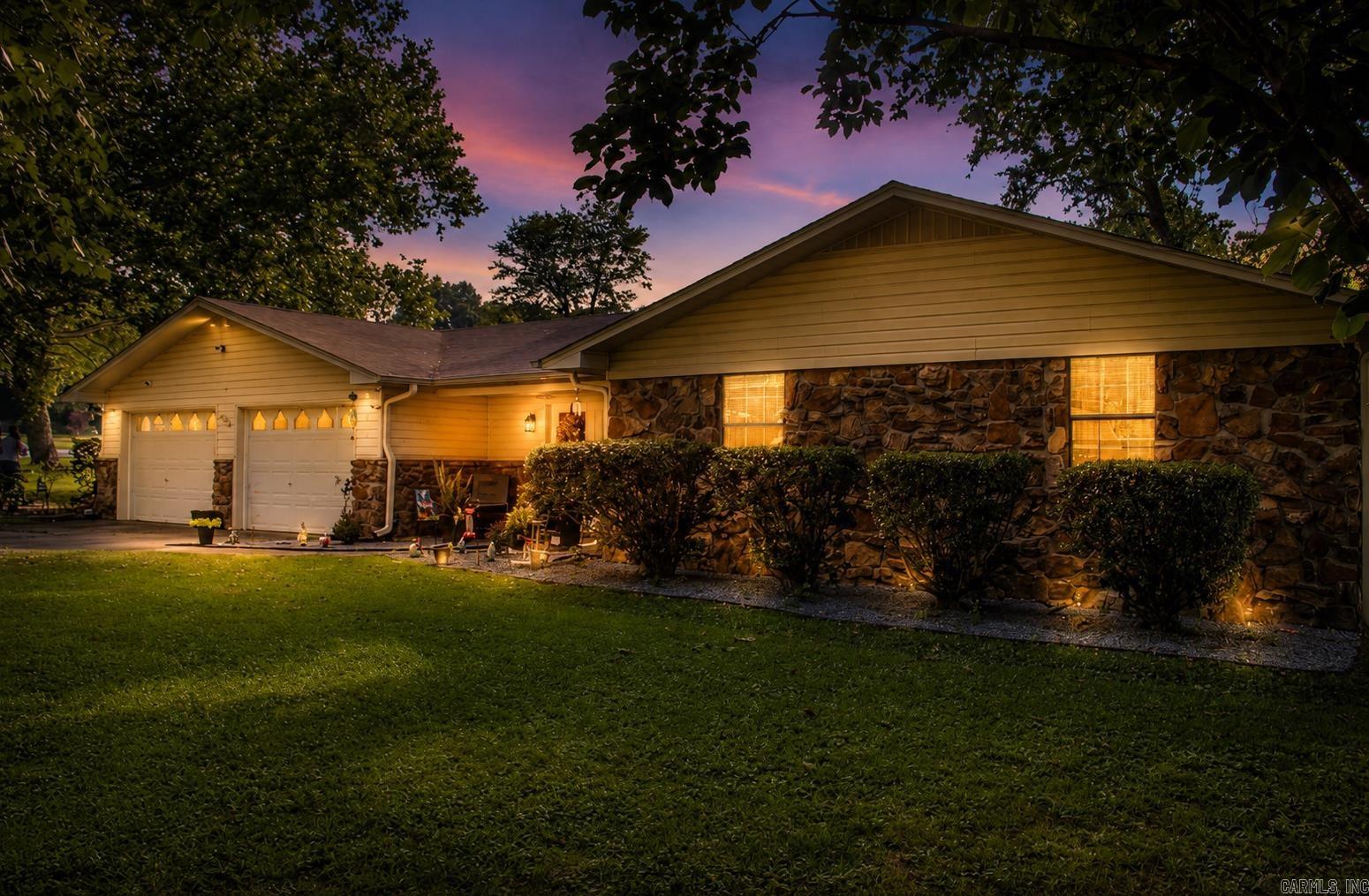 1202  Headlee  Searcy, AR