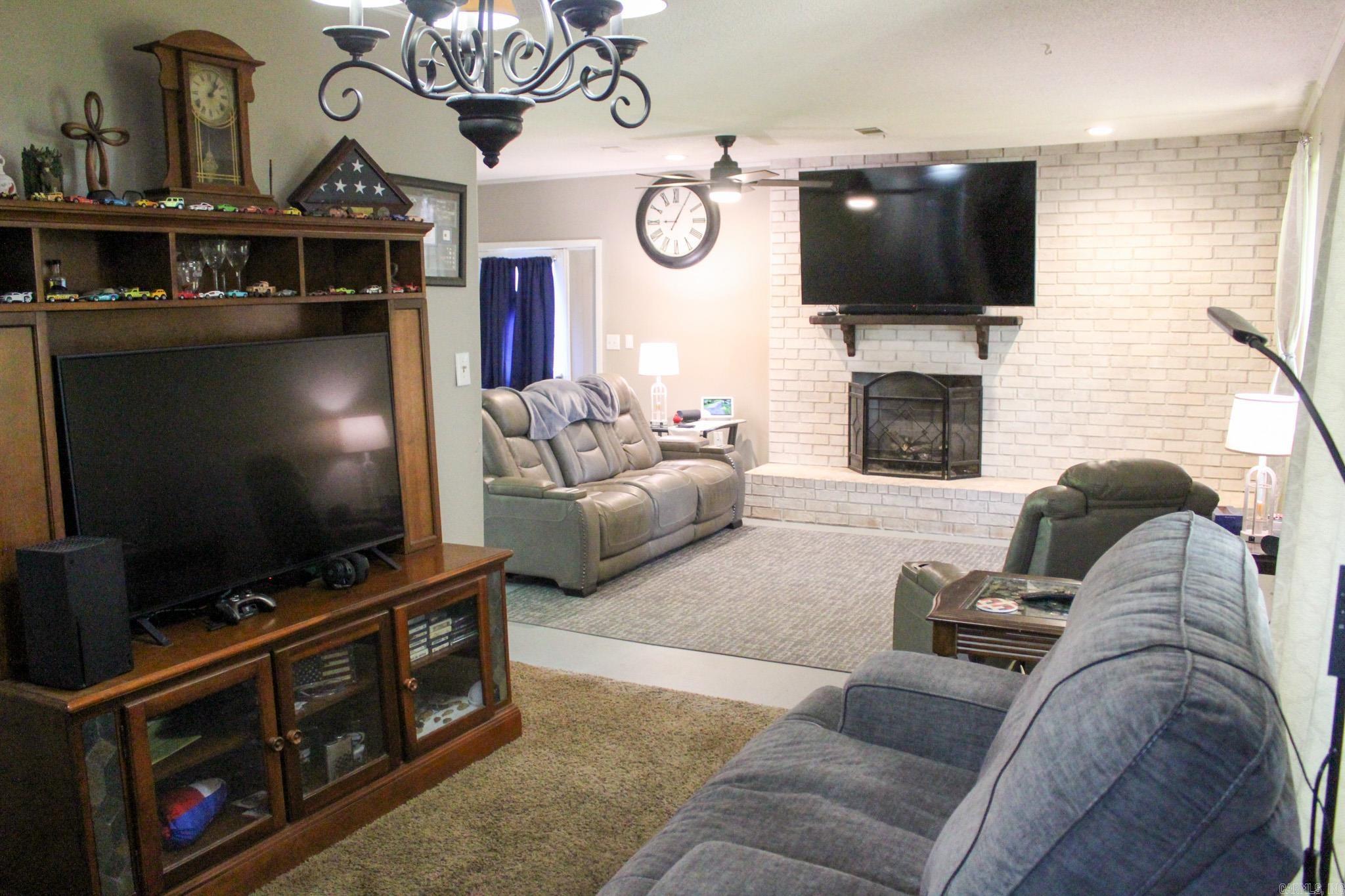 1202 Headlee  Searcy, AR