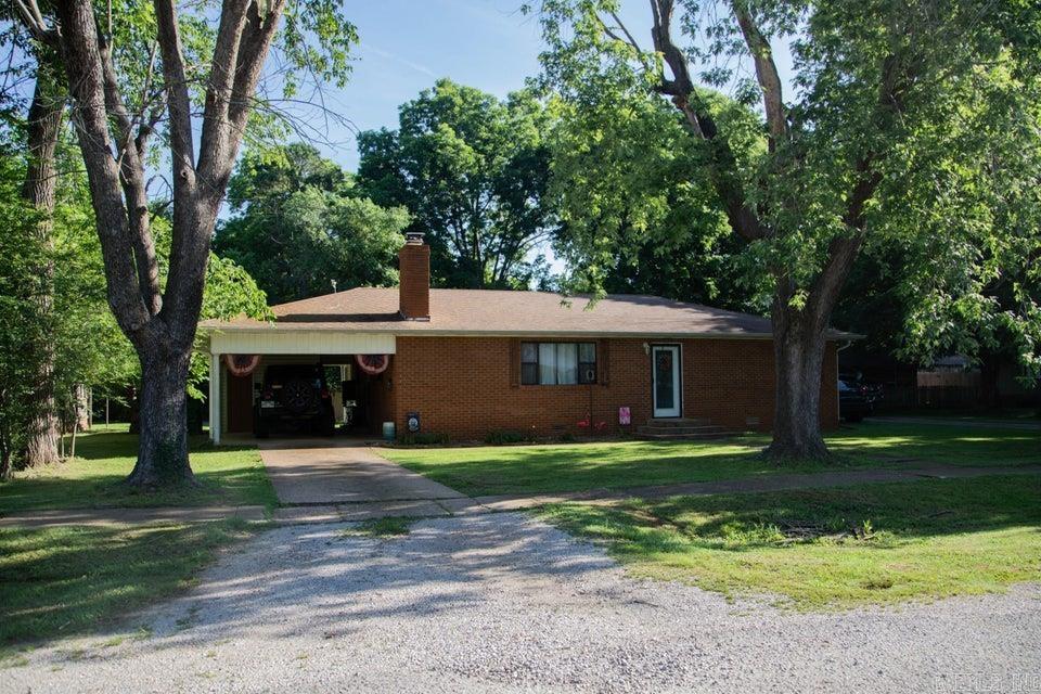 313 Beatrice St  Thayer, MO