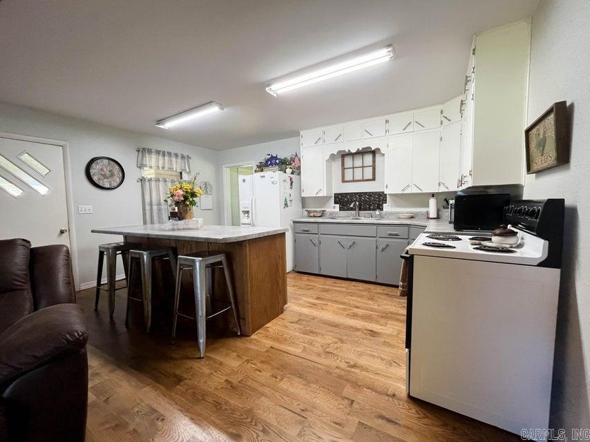 313 Beatrice St  Thayer, MO